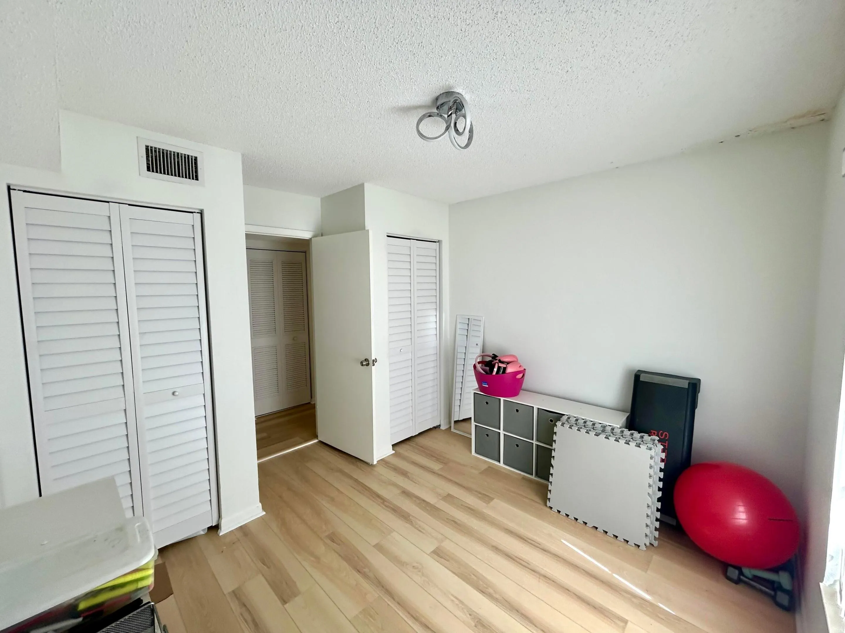 13870 ONEIDA Drive #C2