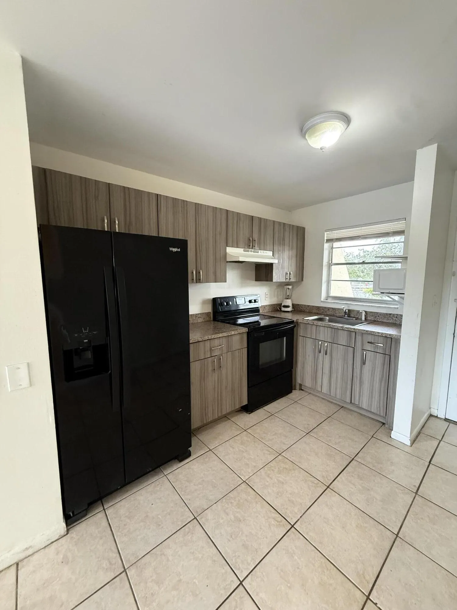 426 LAKESIDE Drive #249