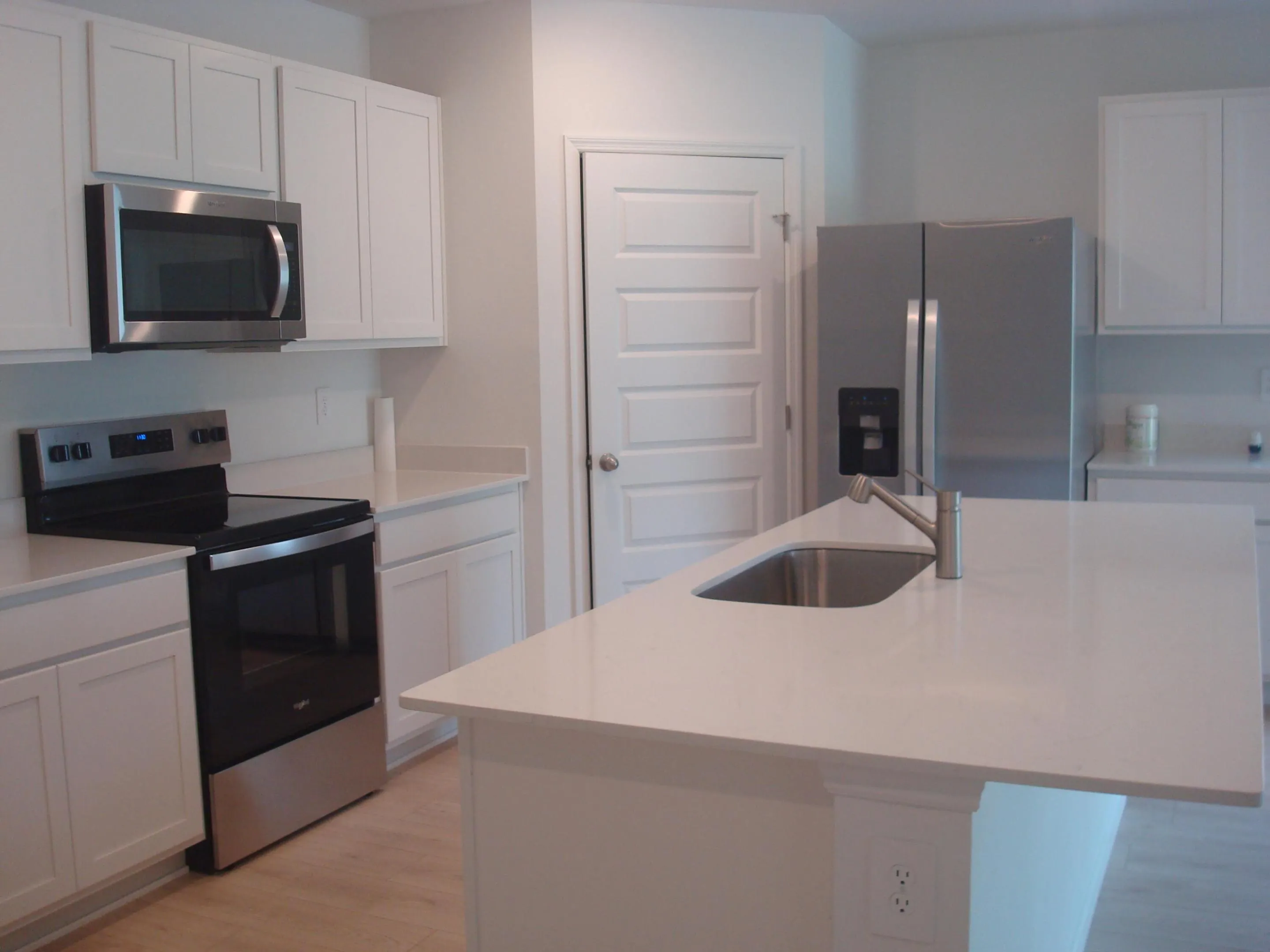 3094 VICEROY Court #3094