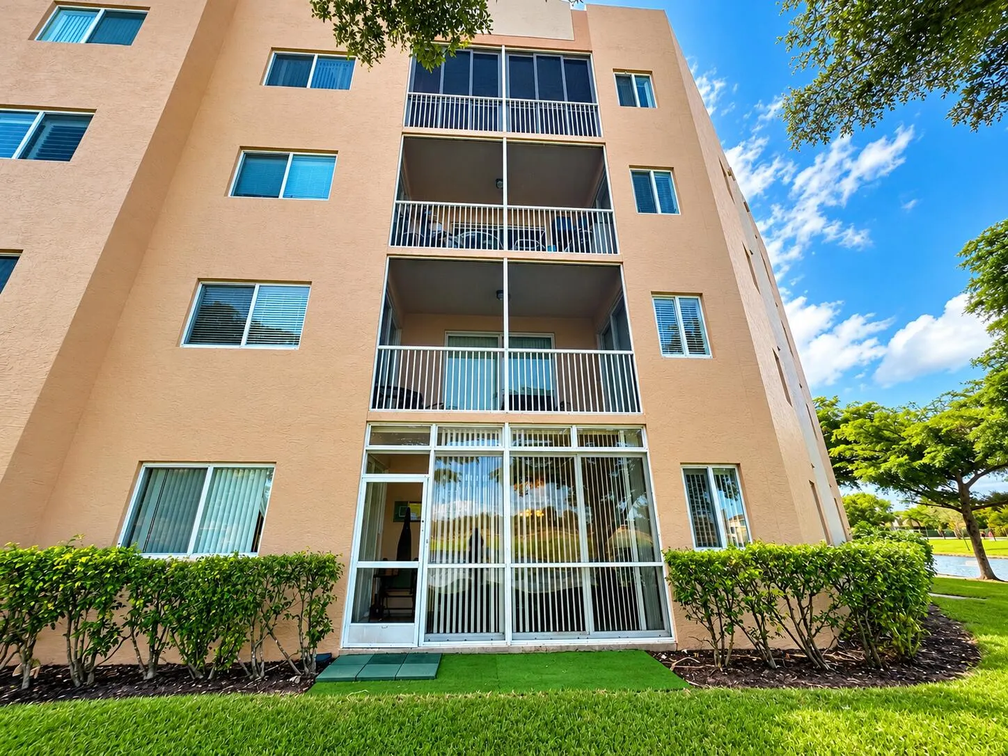 7725 YARDLEY Drive #108