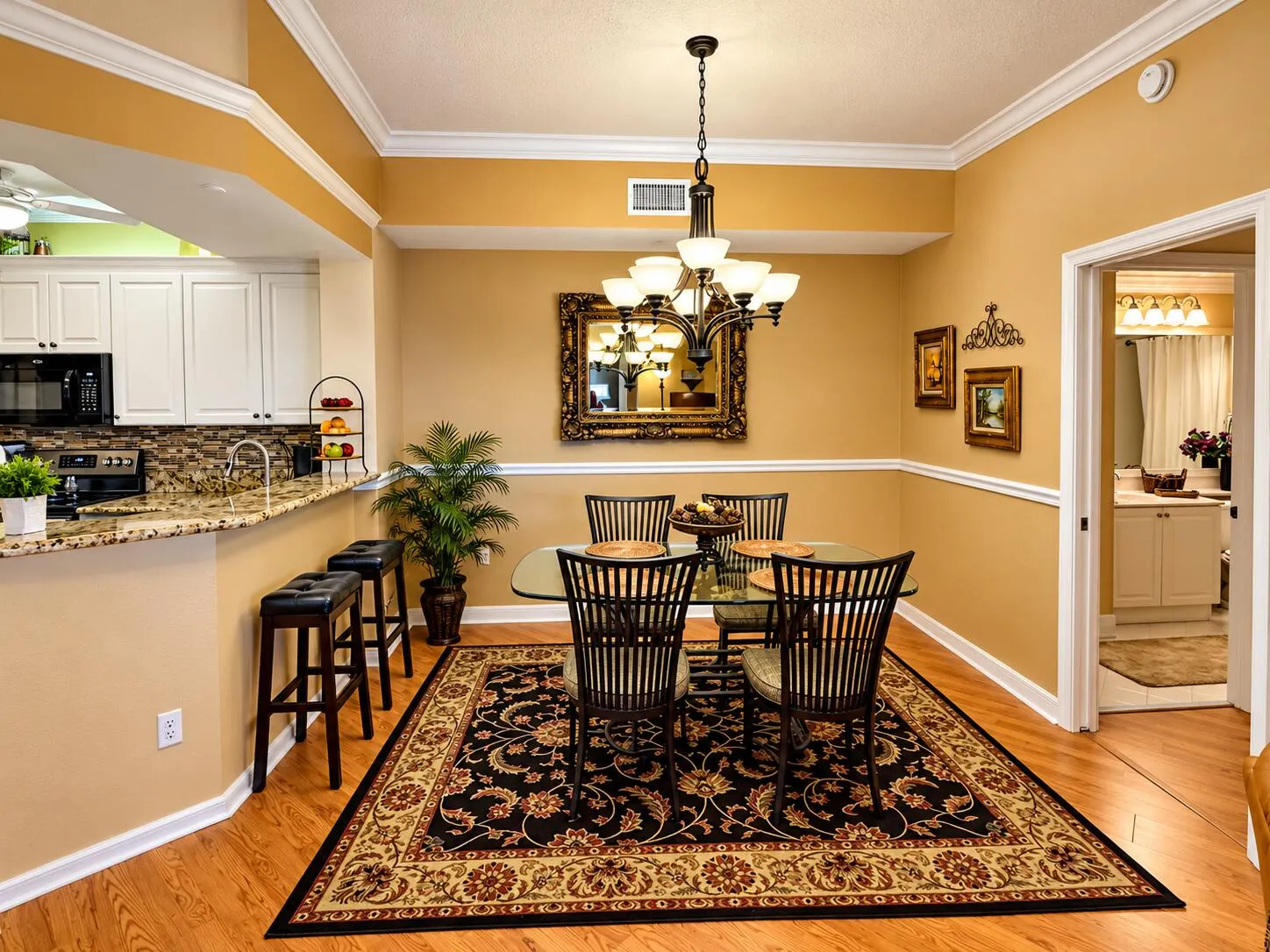 7725 YARDLEY Drive #108