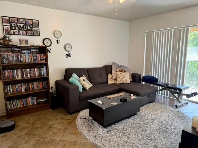3718 NW ADRIATIC Lane #302