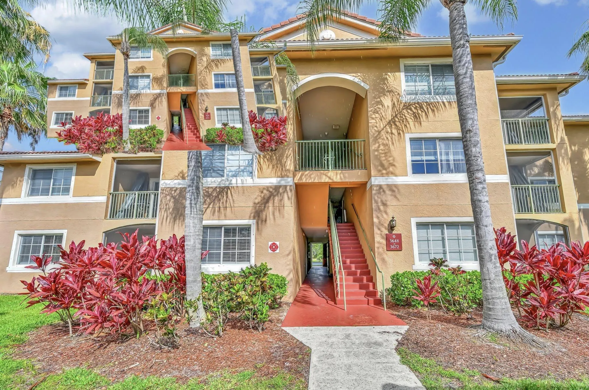 3718 NW ADRIATIC Lane #302
