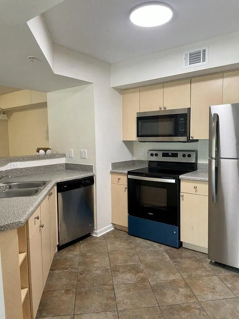 3718 NW ADRIATIC Lane #302
