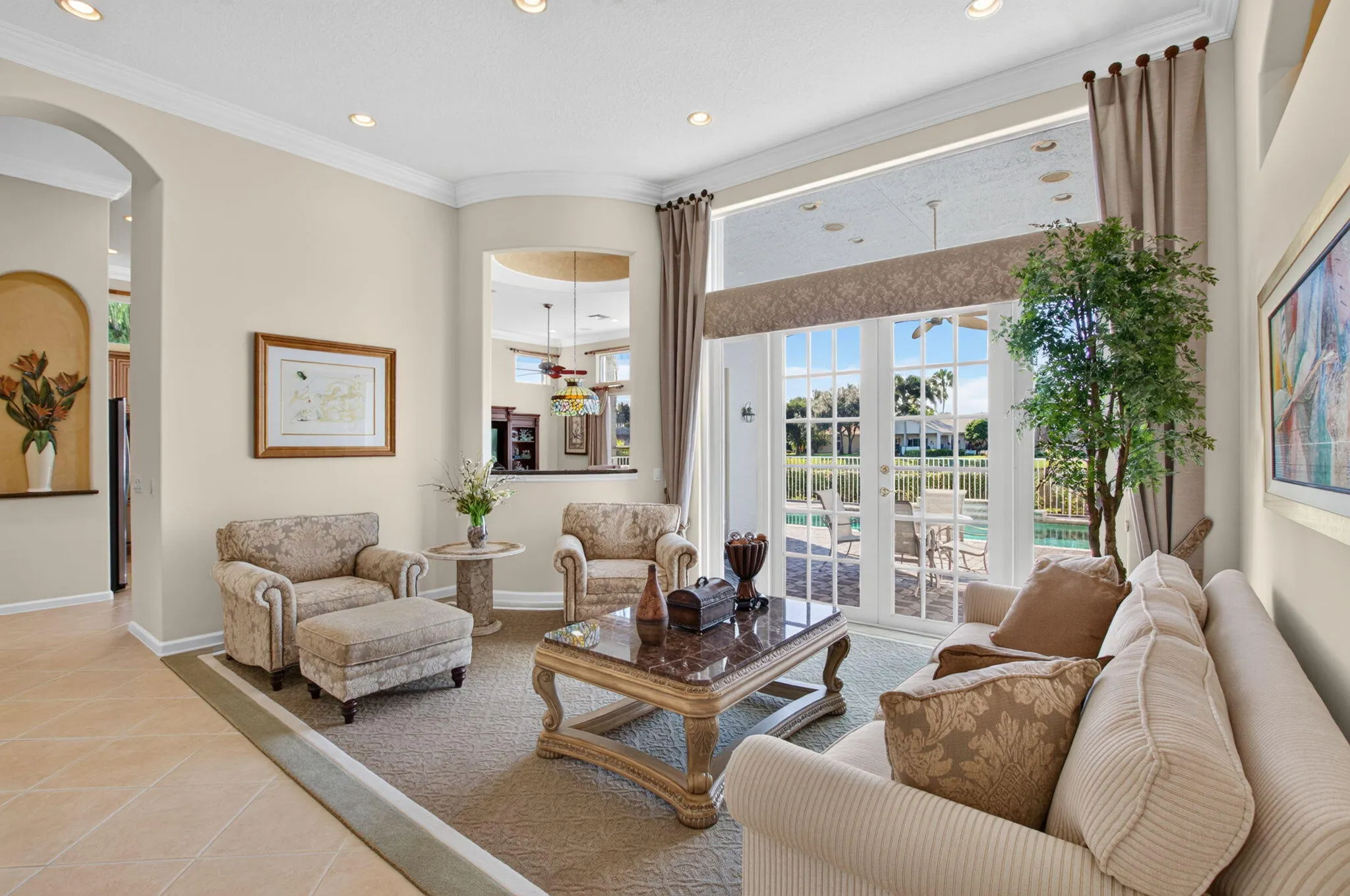 7657 ROYALE RIVER Lane