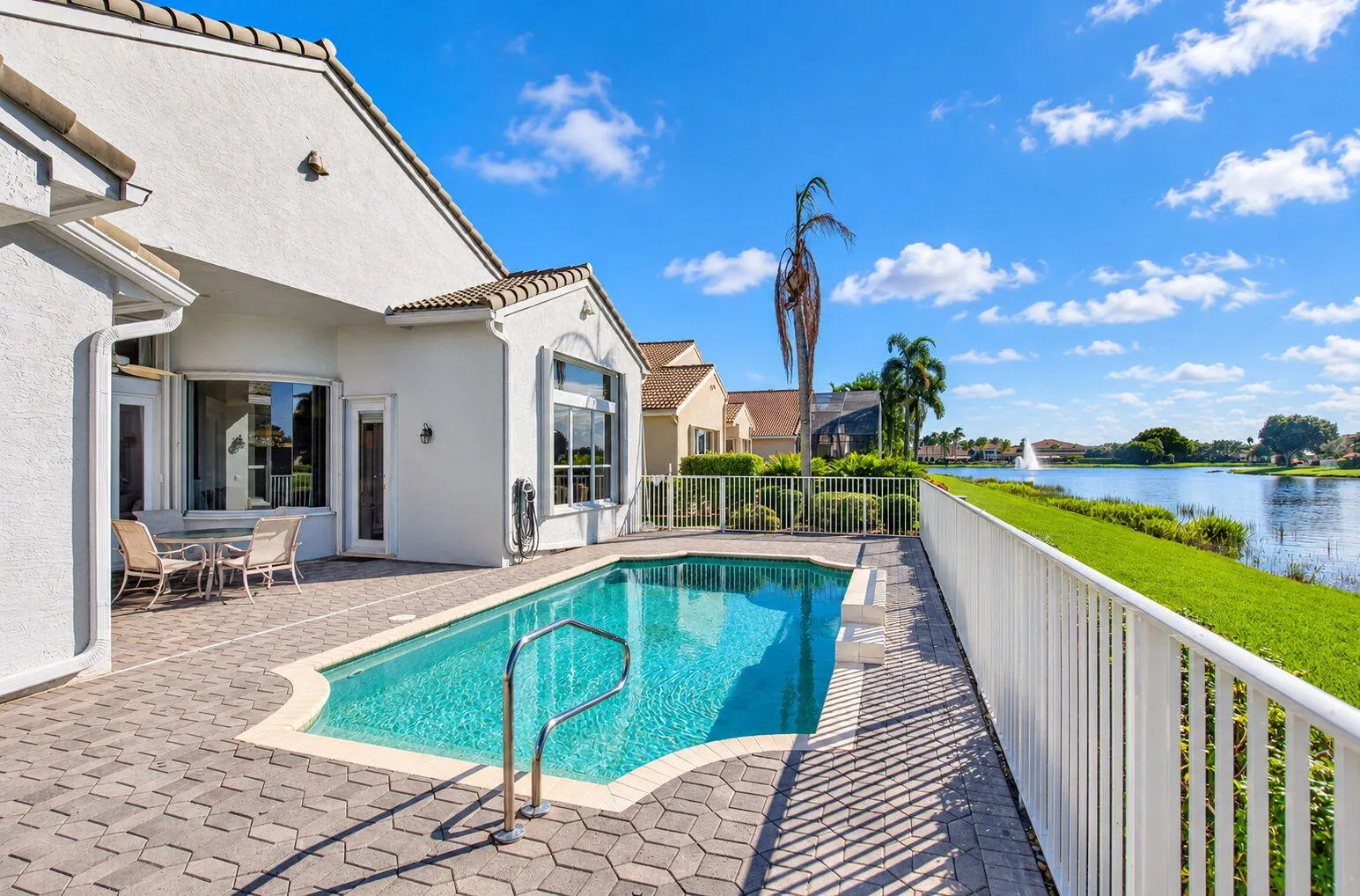 7657 ROYALE RIVER Lane