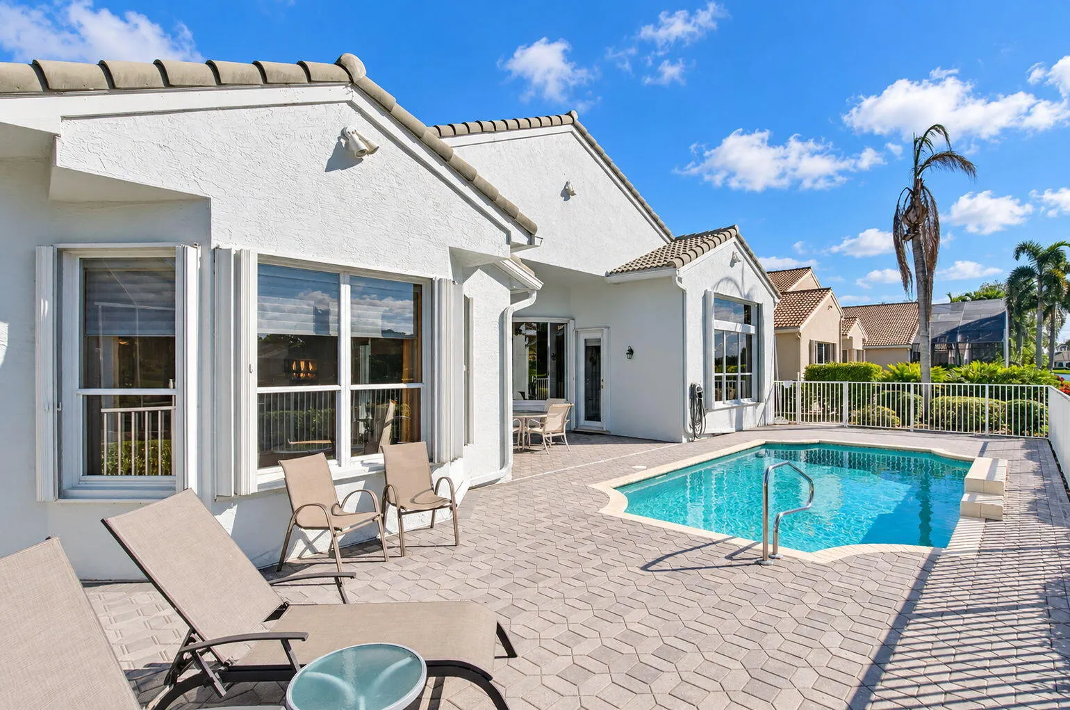 7657 ROYALE RIVER Lane