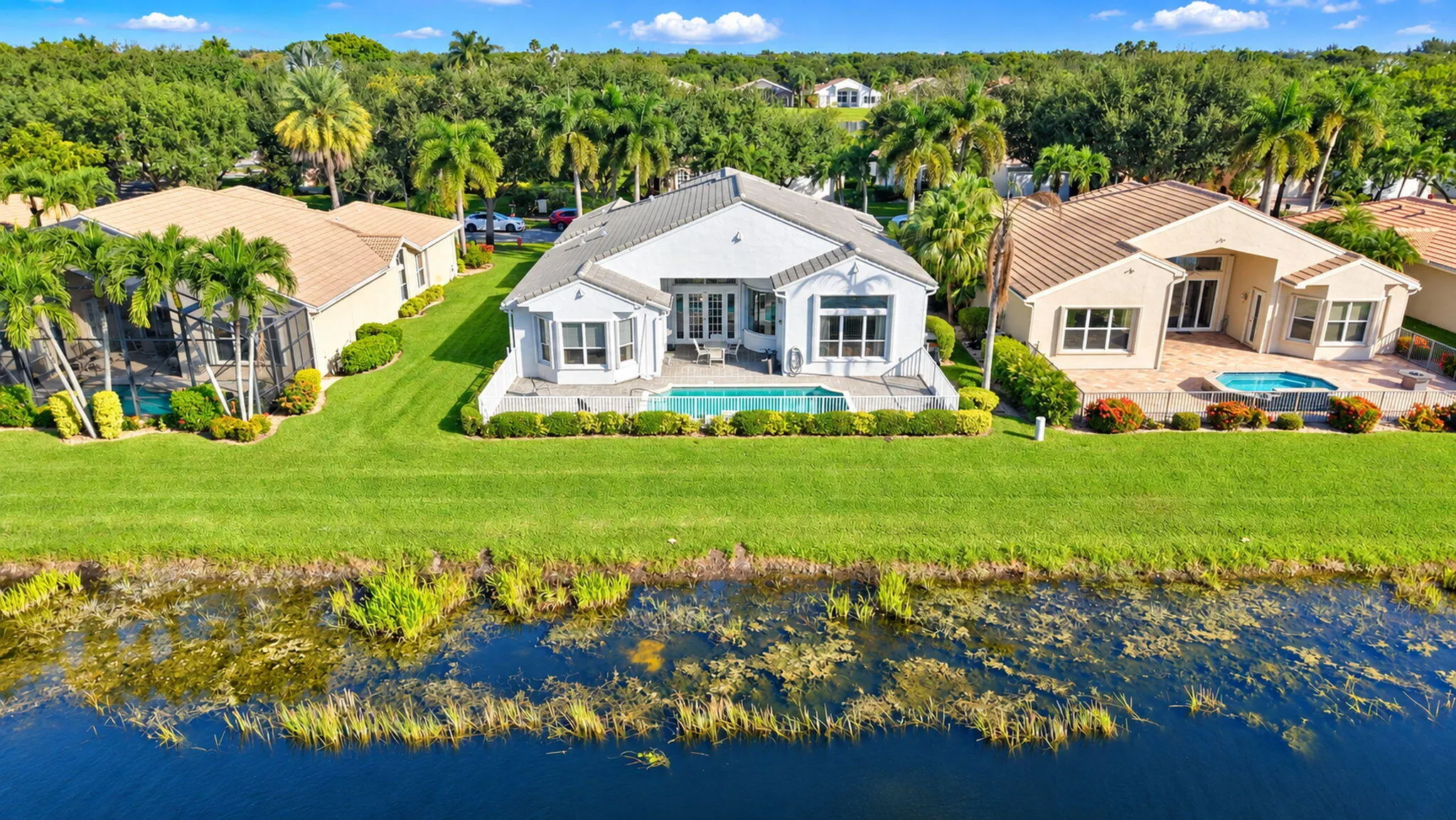 7657 ROYALE RIVER Lane