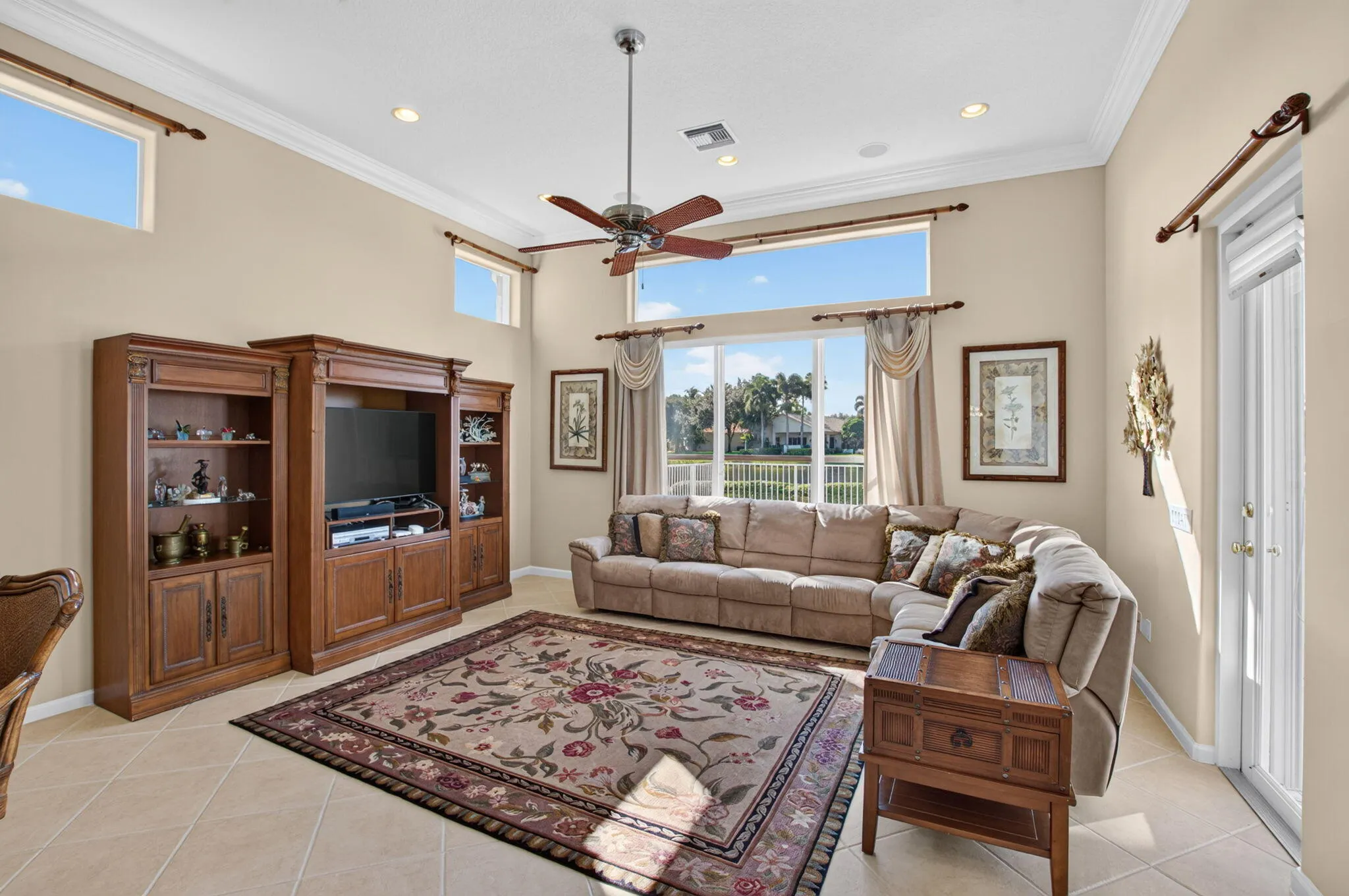 7657 ROYALE RIVER Lane