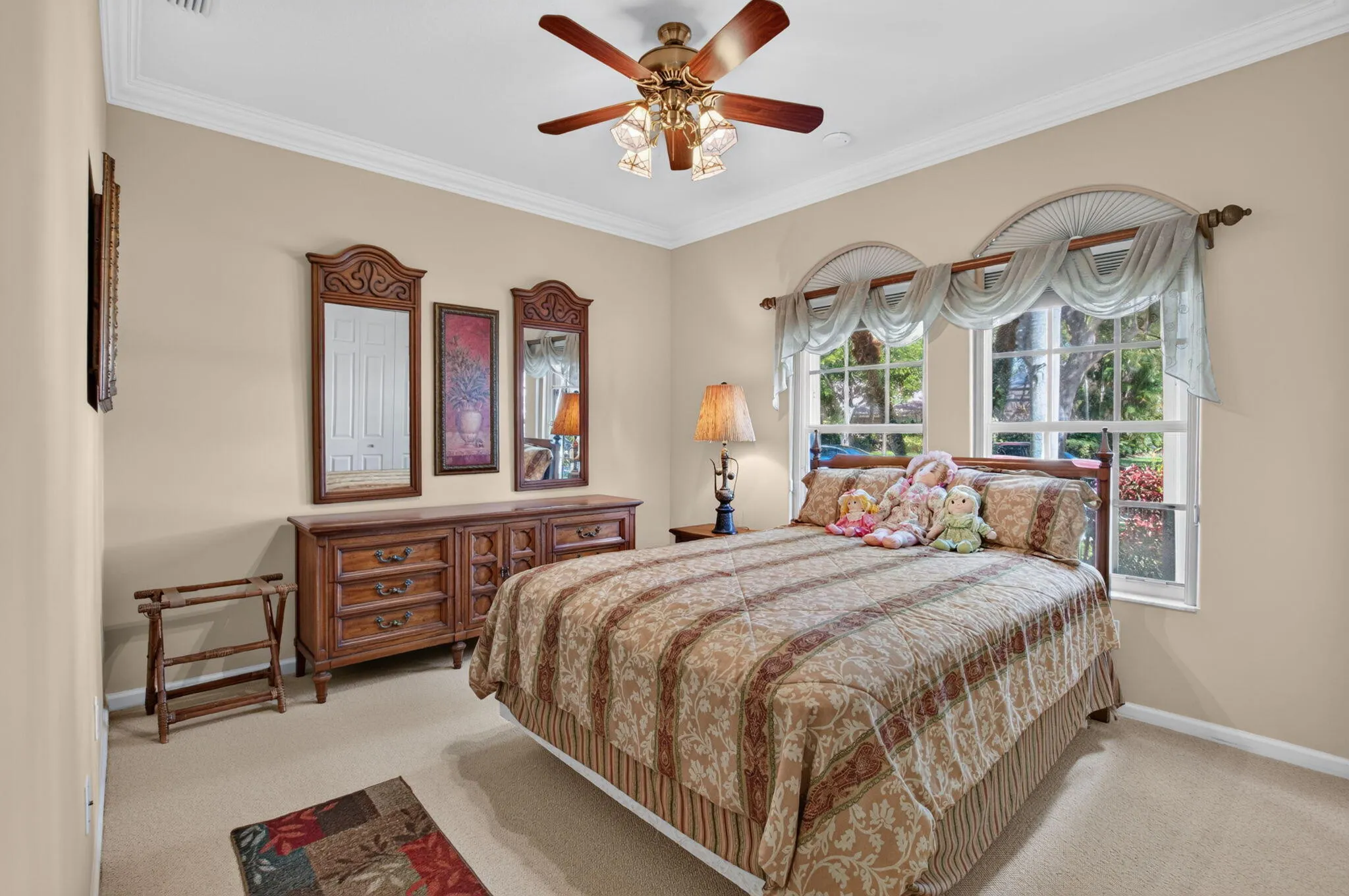7657 ROYALE RIVER Lane