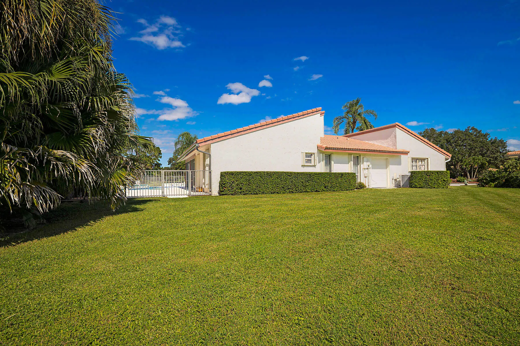 2458 SW HERONWOOD Road