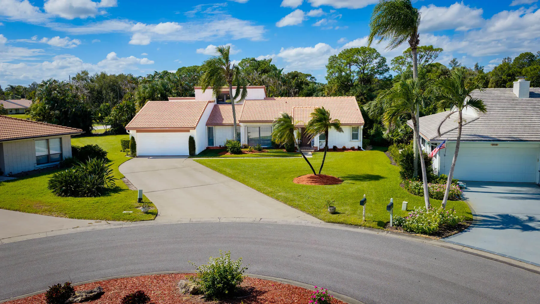 2458 SW HERONWOOD Road