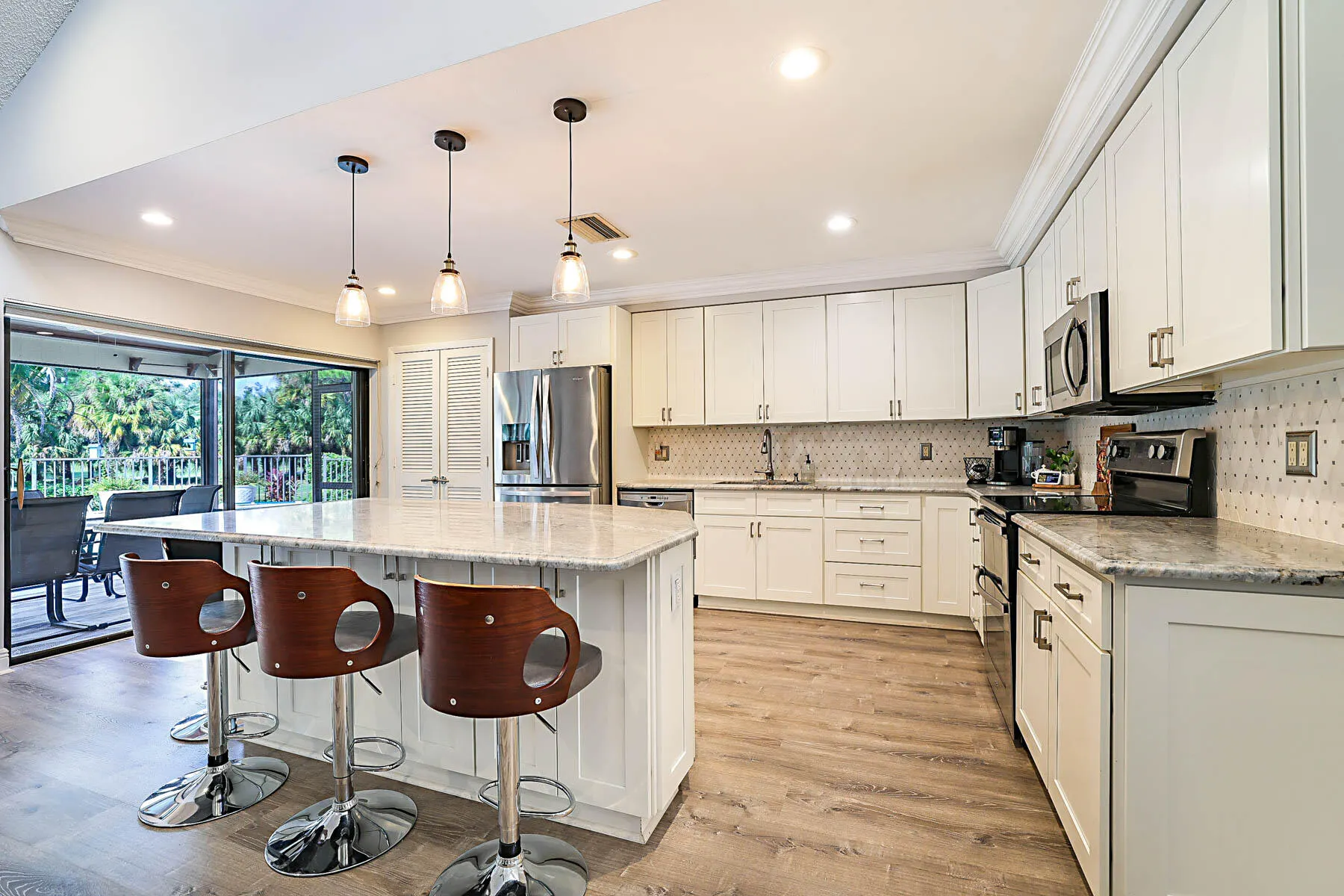 2458 SW HERONWOOD Road