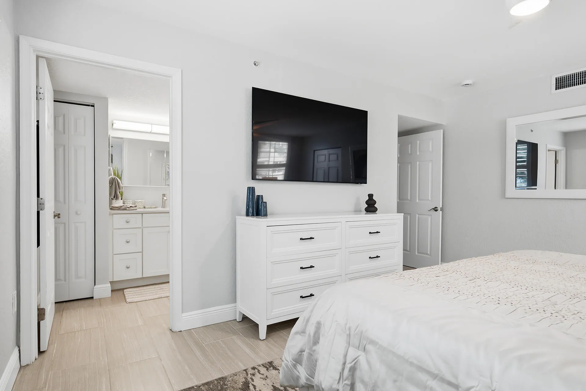 1801 N FLAGLER Drive #201