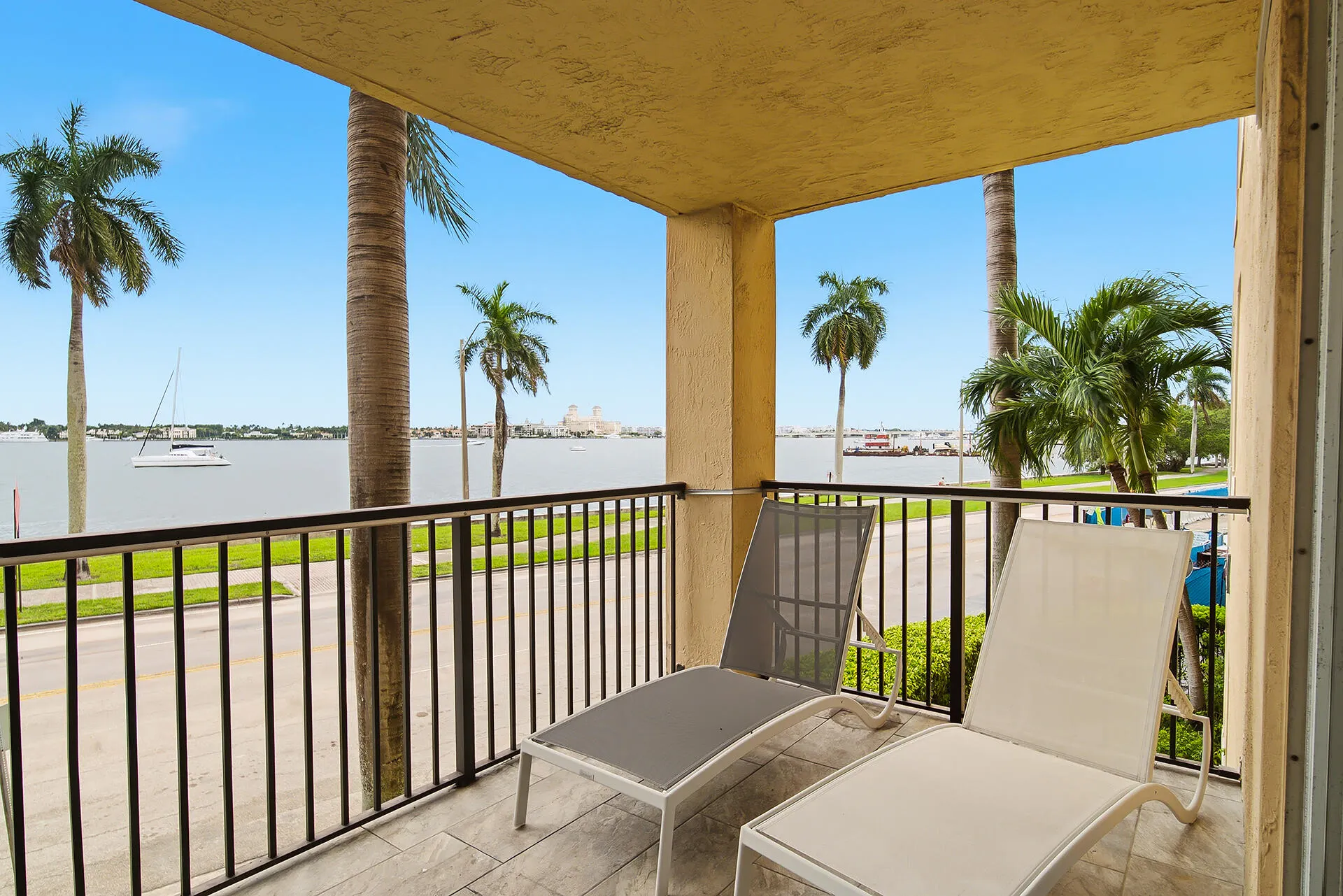 1801 N FLAGLER Drive #201