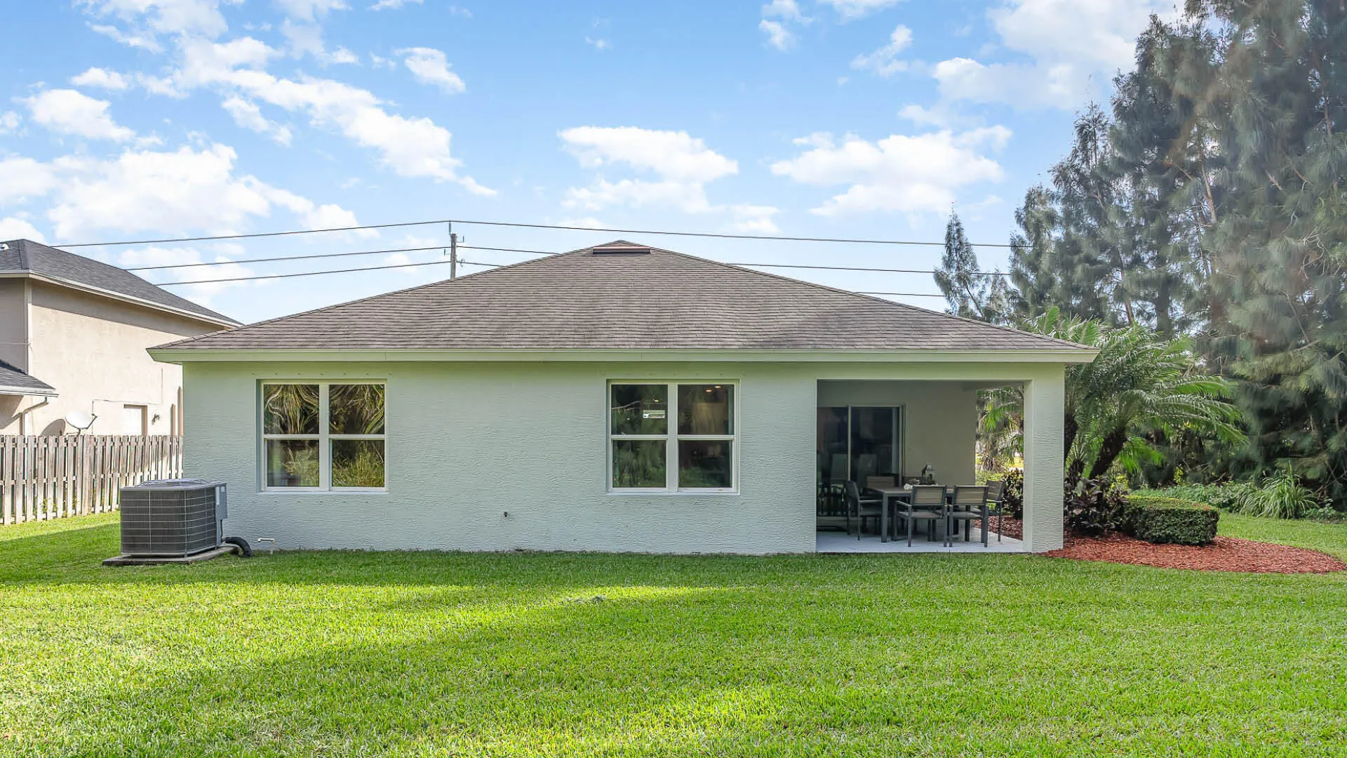3525 SE 34TH Avenue