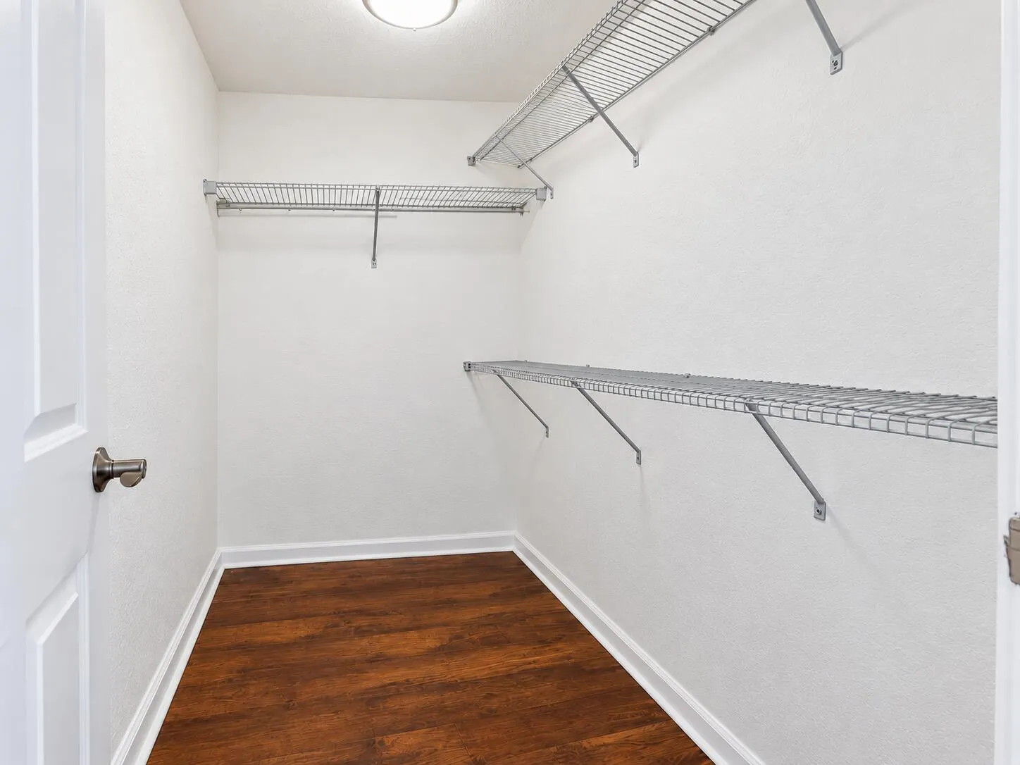 2725 NE 8TH Avenue #112