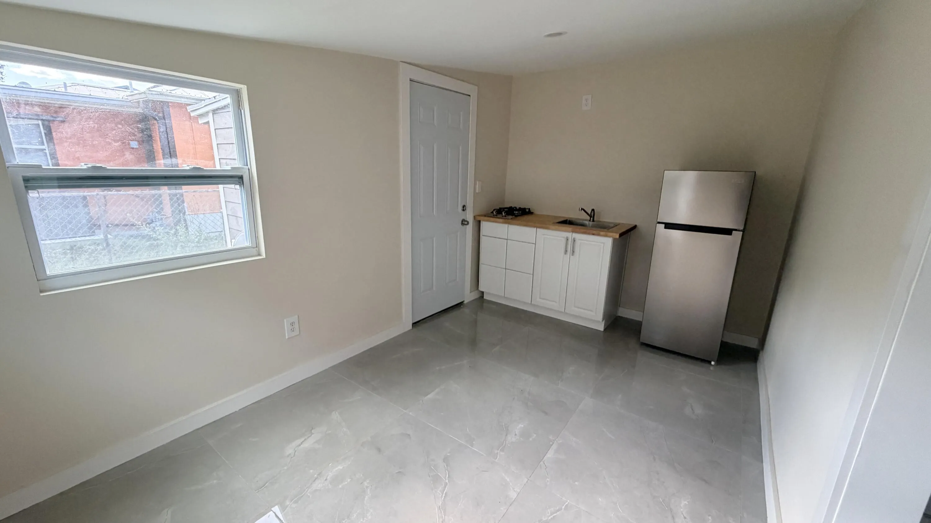 1709 MIAMI Court