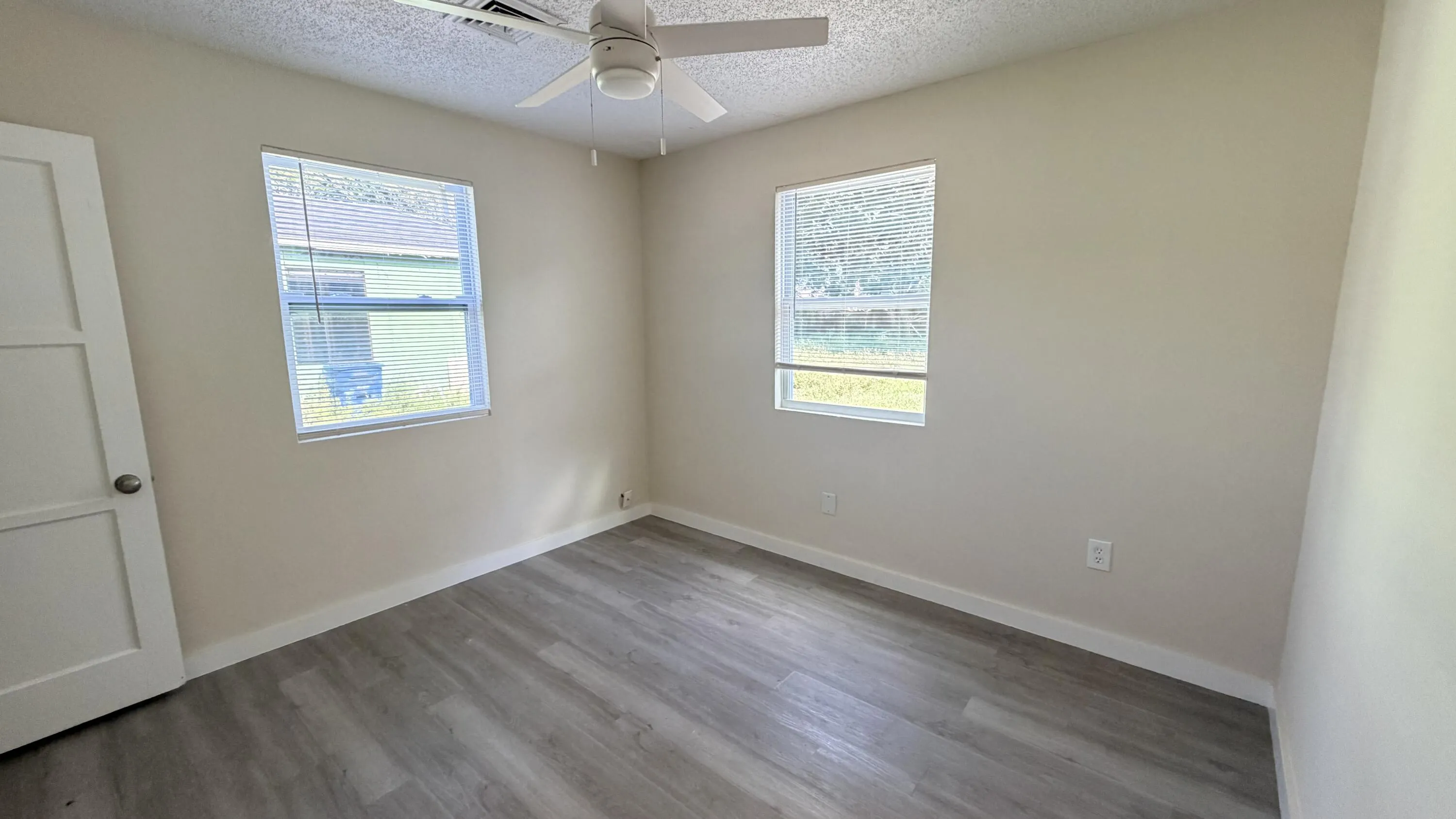 1709 MIAMI Court