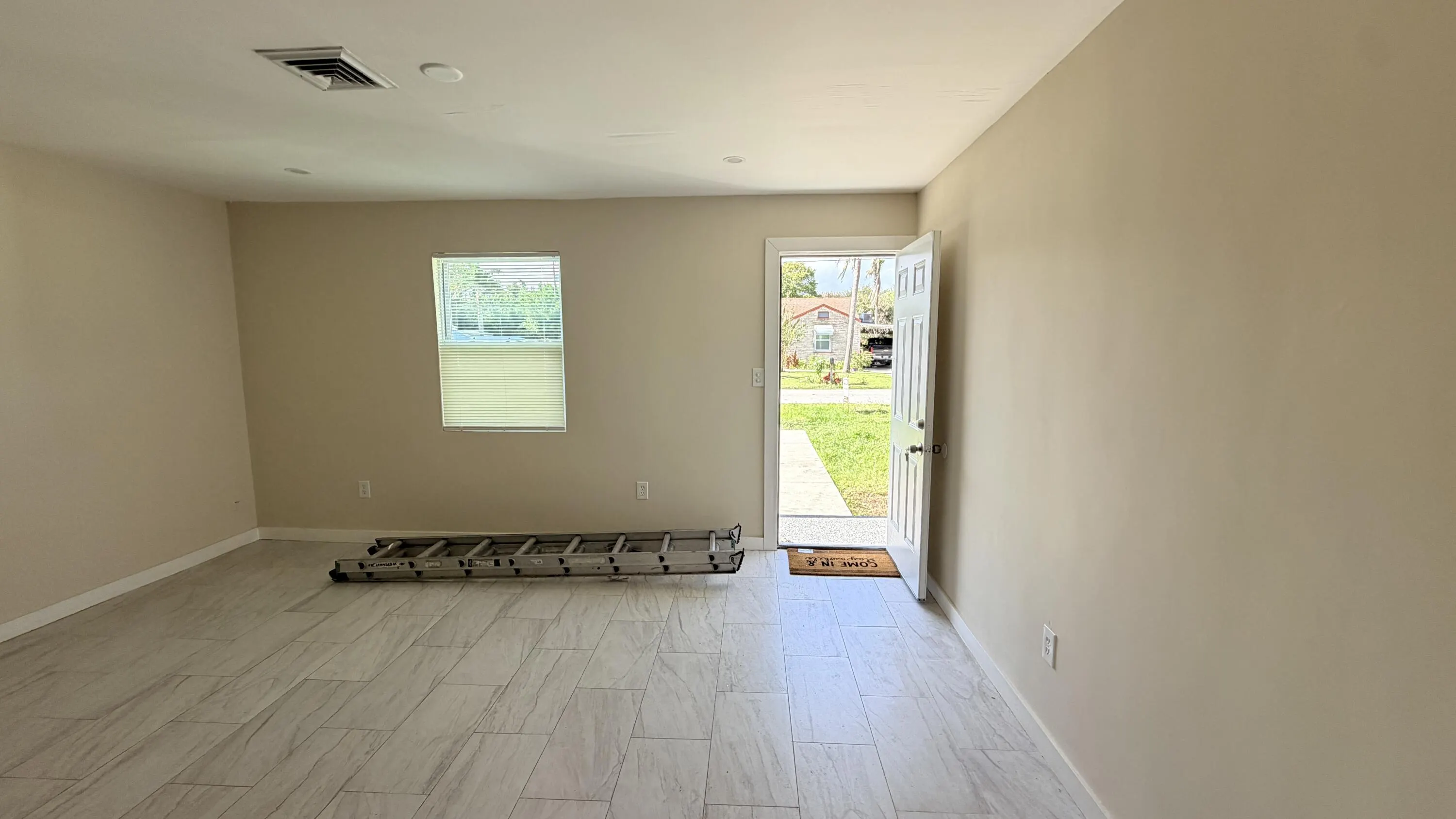 1709 MIAMI Court