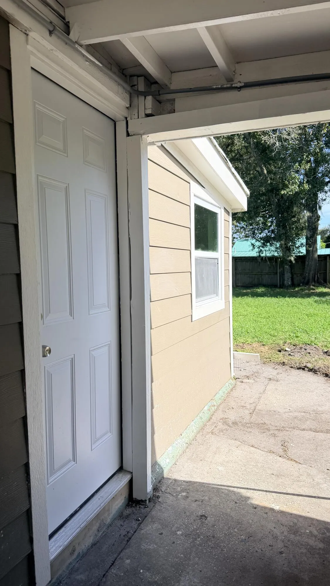 1709 MIAMI Court