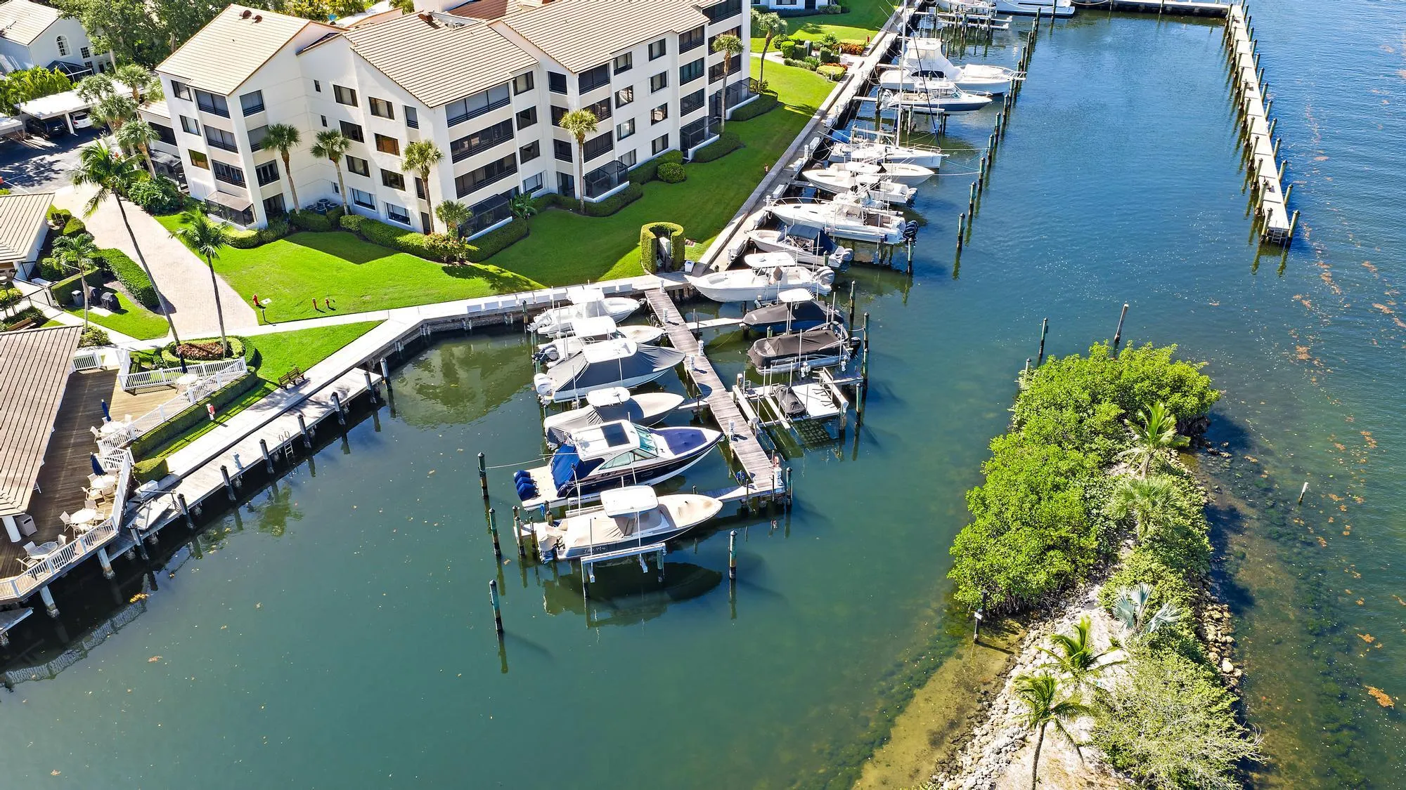 514 OAK HARBOUR Drive