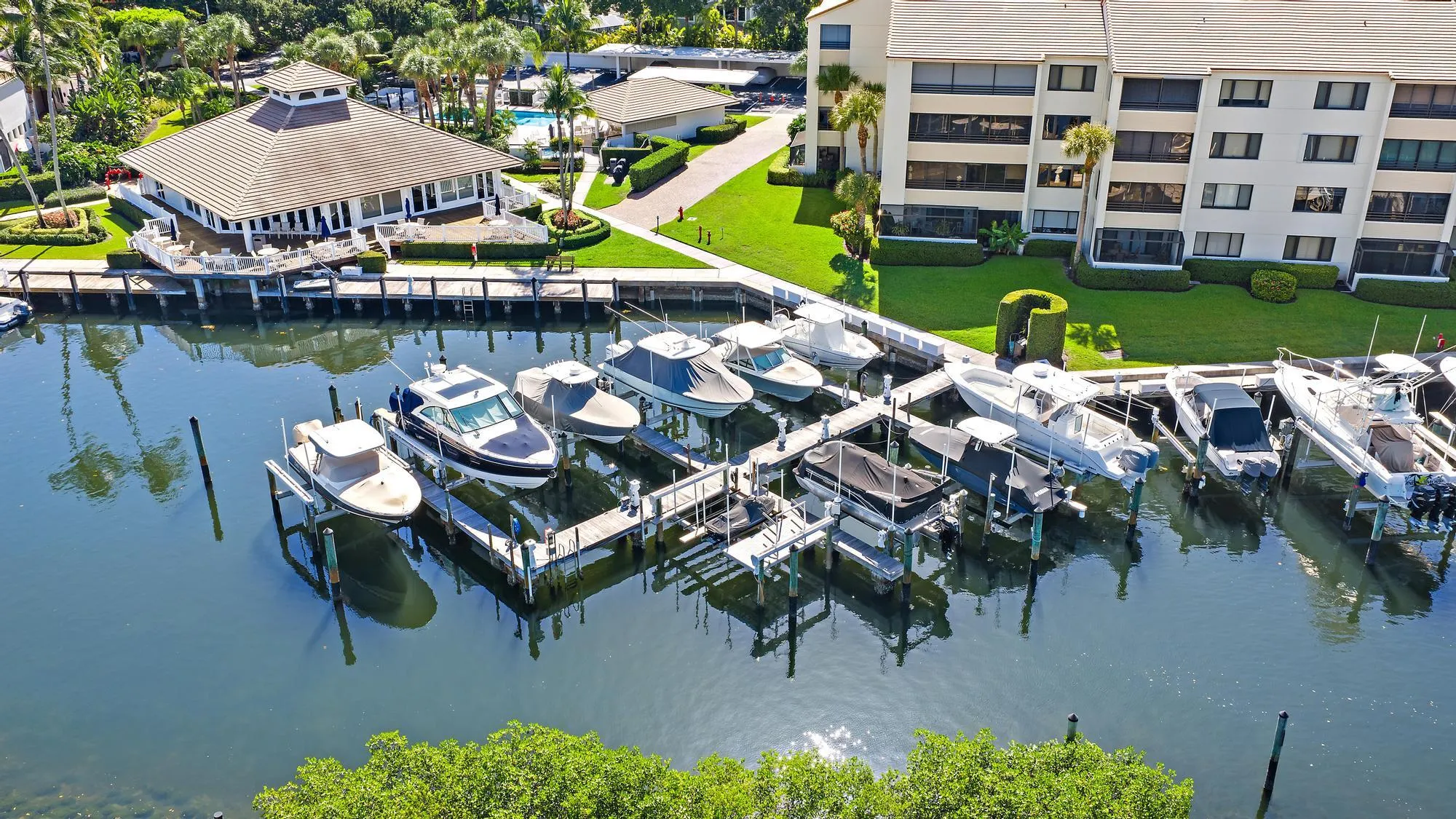514 OAK HARBOUR Drive