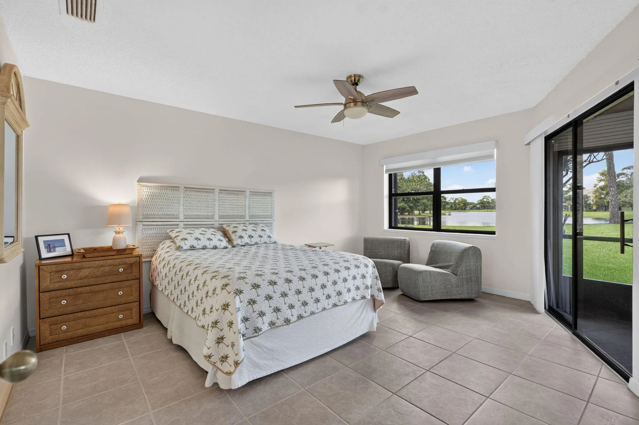 6295 SE Charleston Place #101