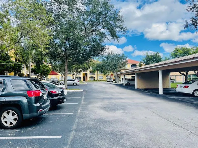 5560 NW 61ST Street #711