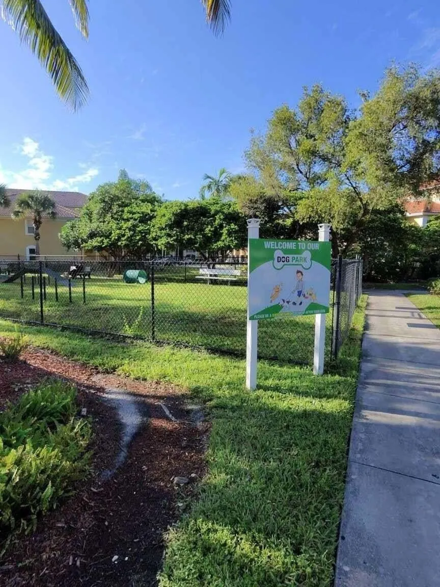 5560 NW 61ST Street #711
