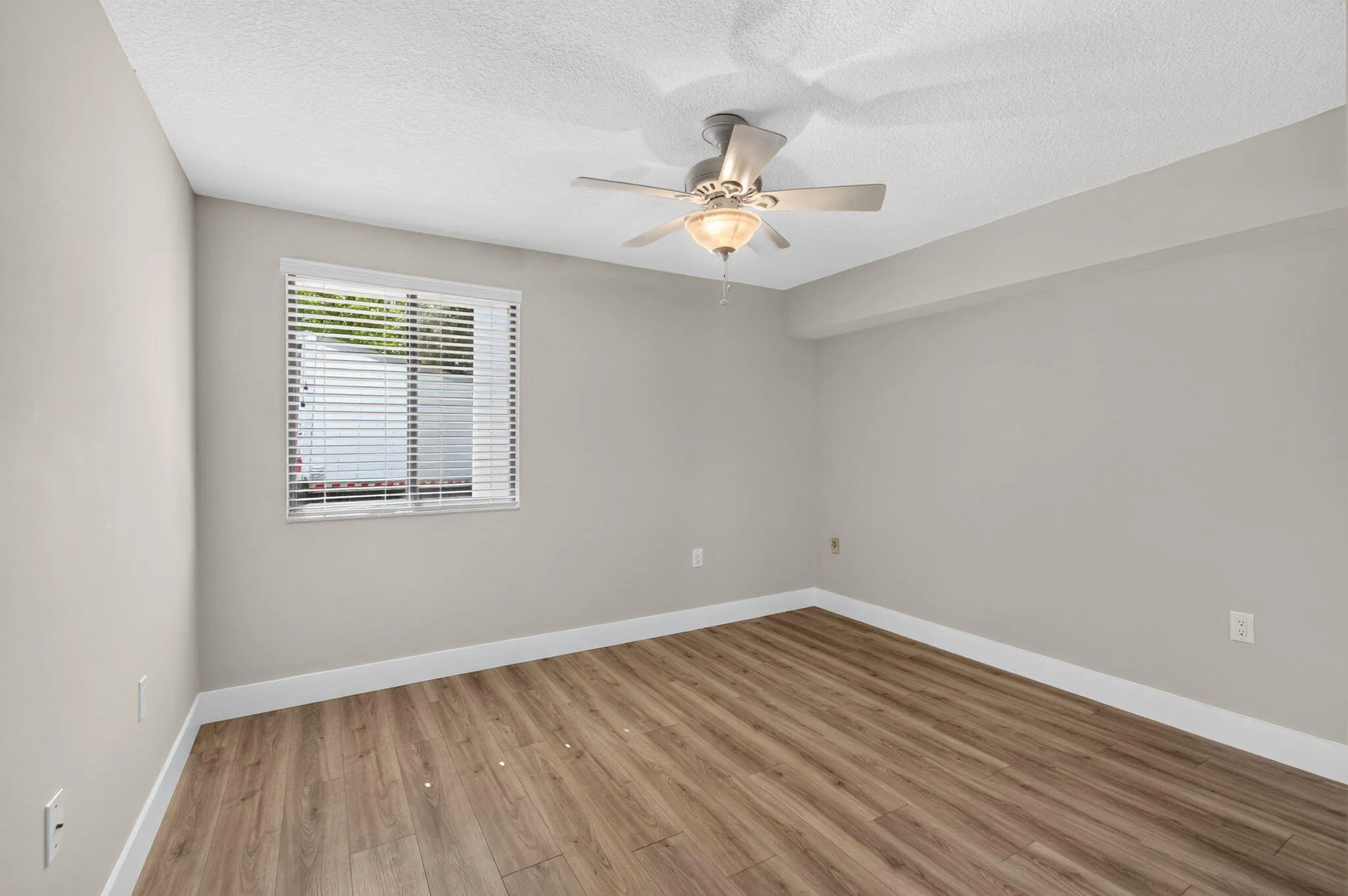 6169 Balboa Circle #103