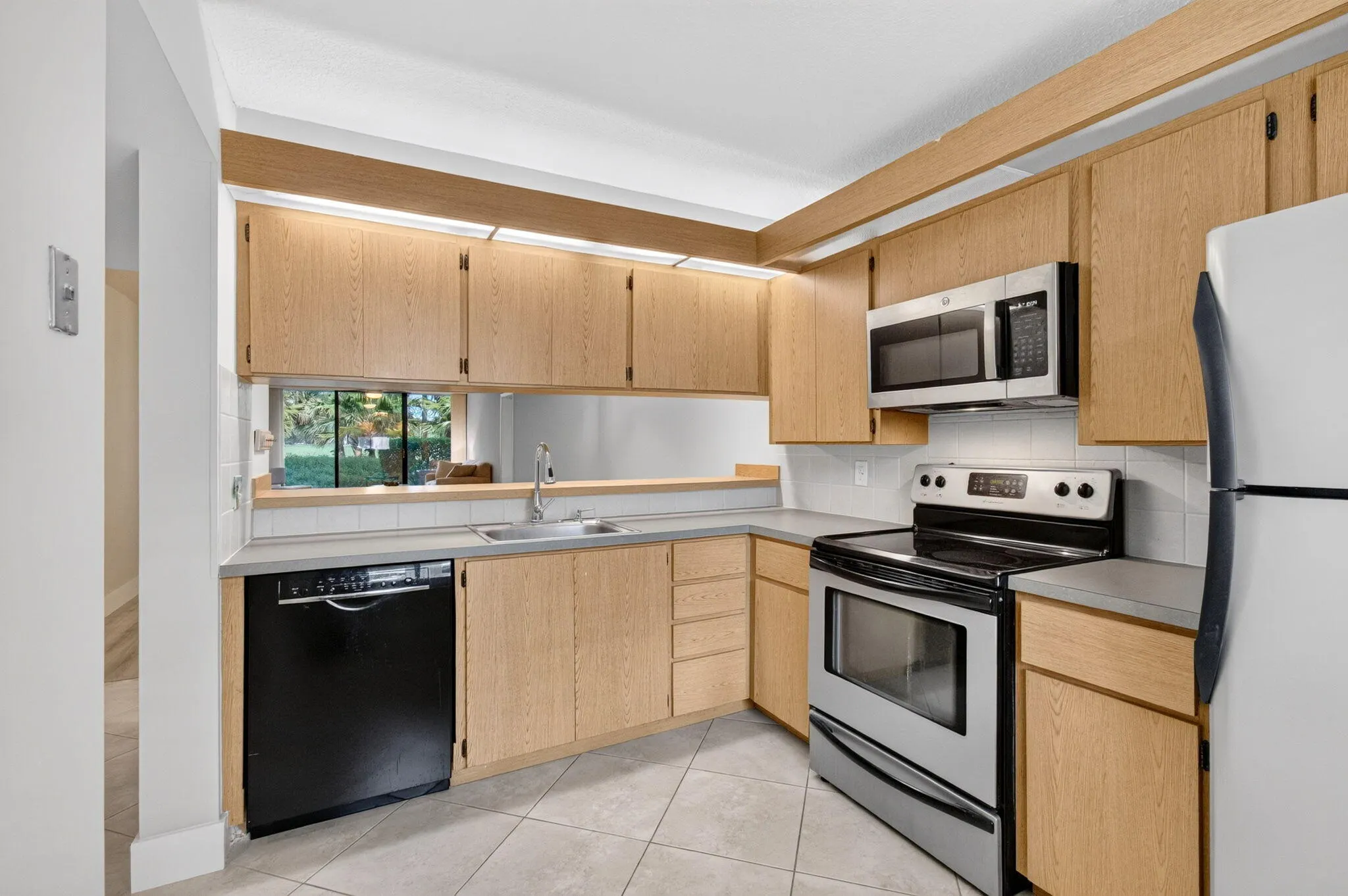 6169 Balboa Circle #103