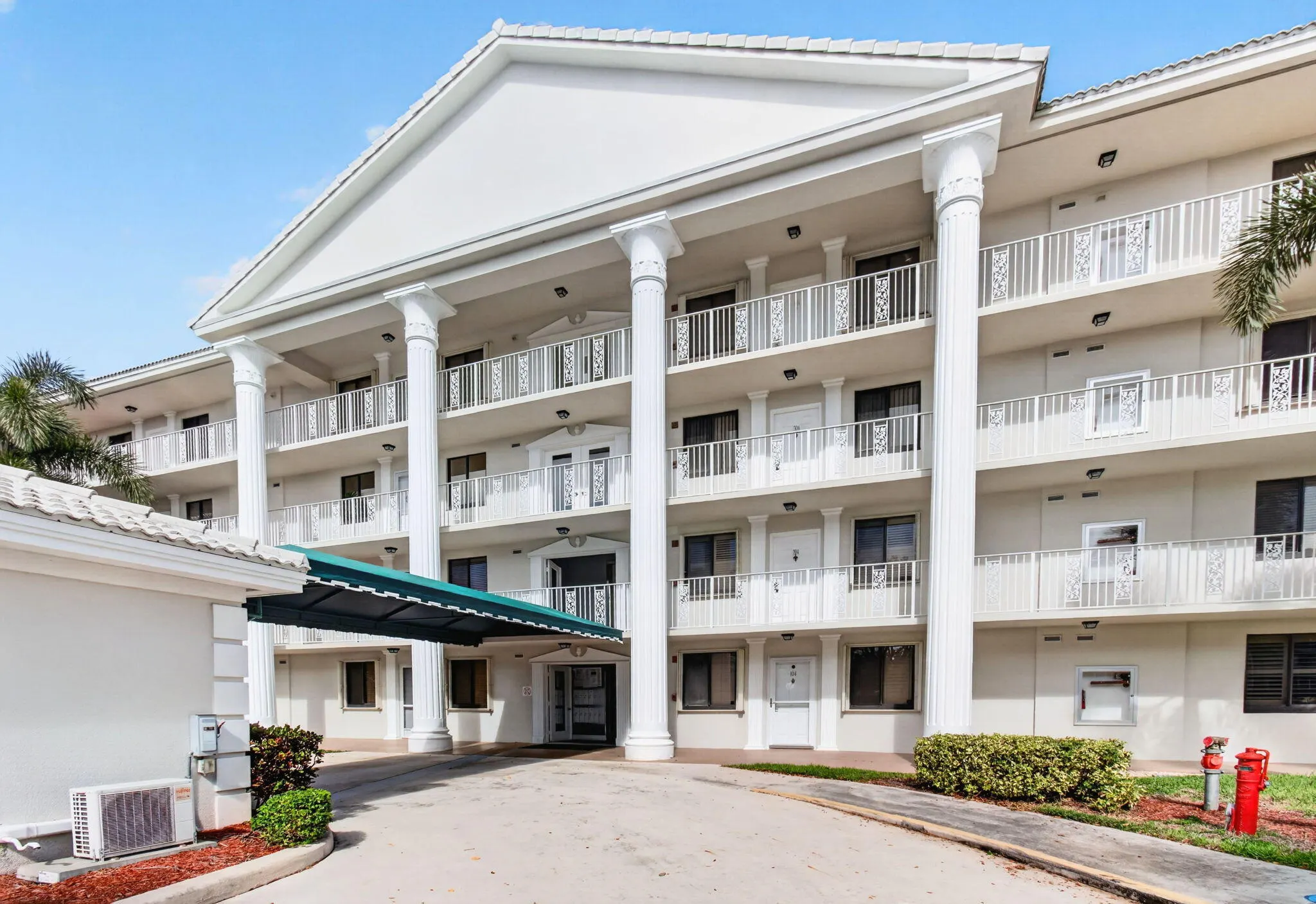 6169 Balboa Circle #103