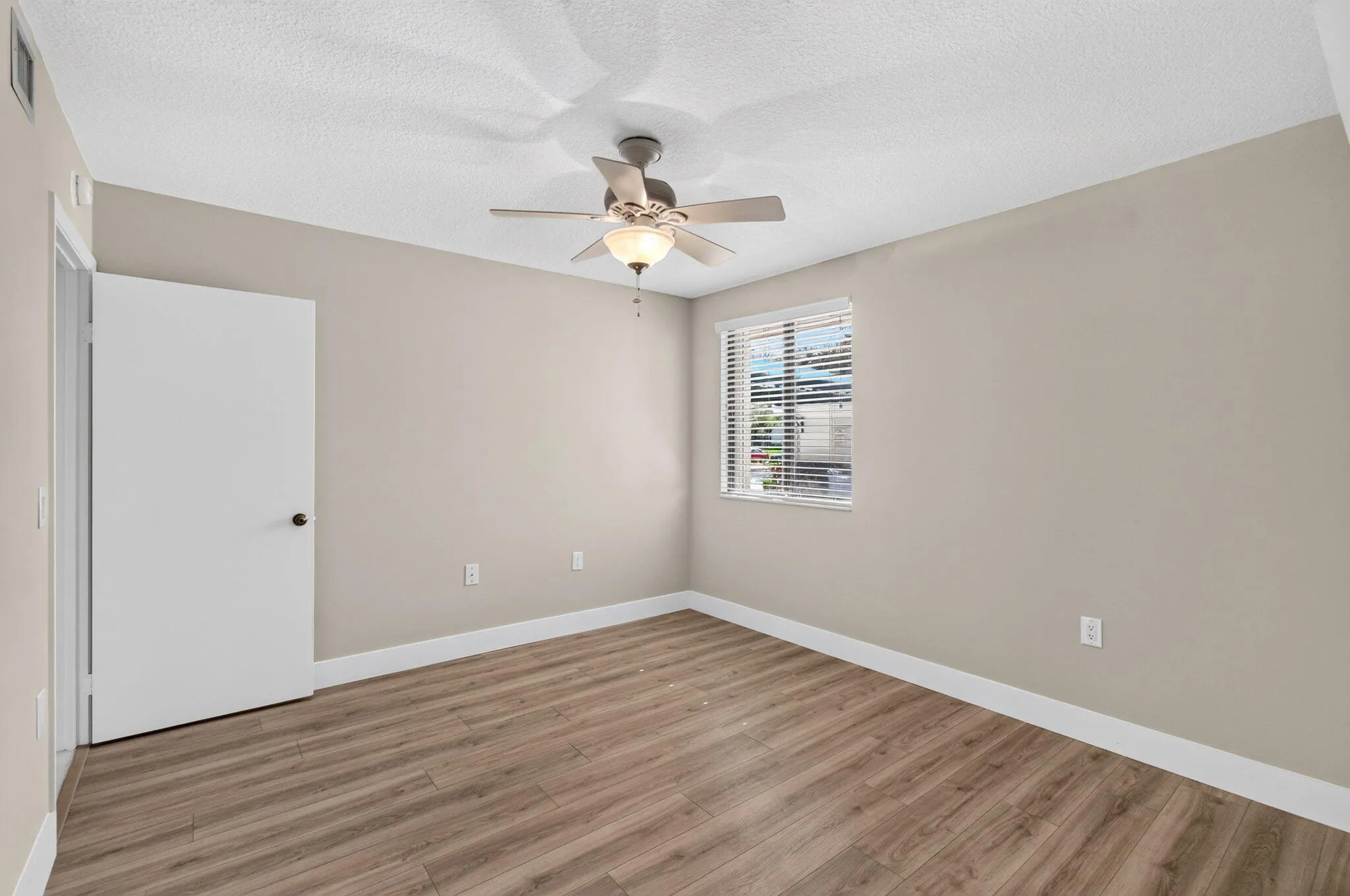 6169 Balboa Circle #103
