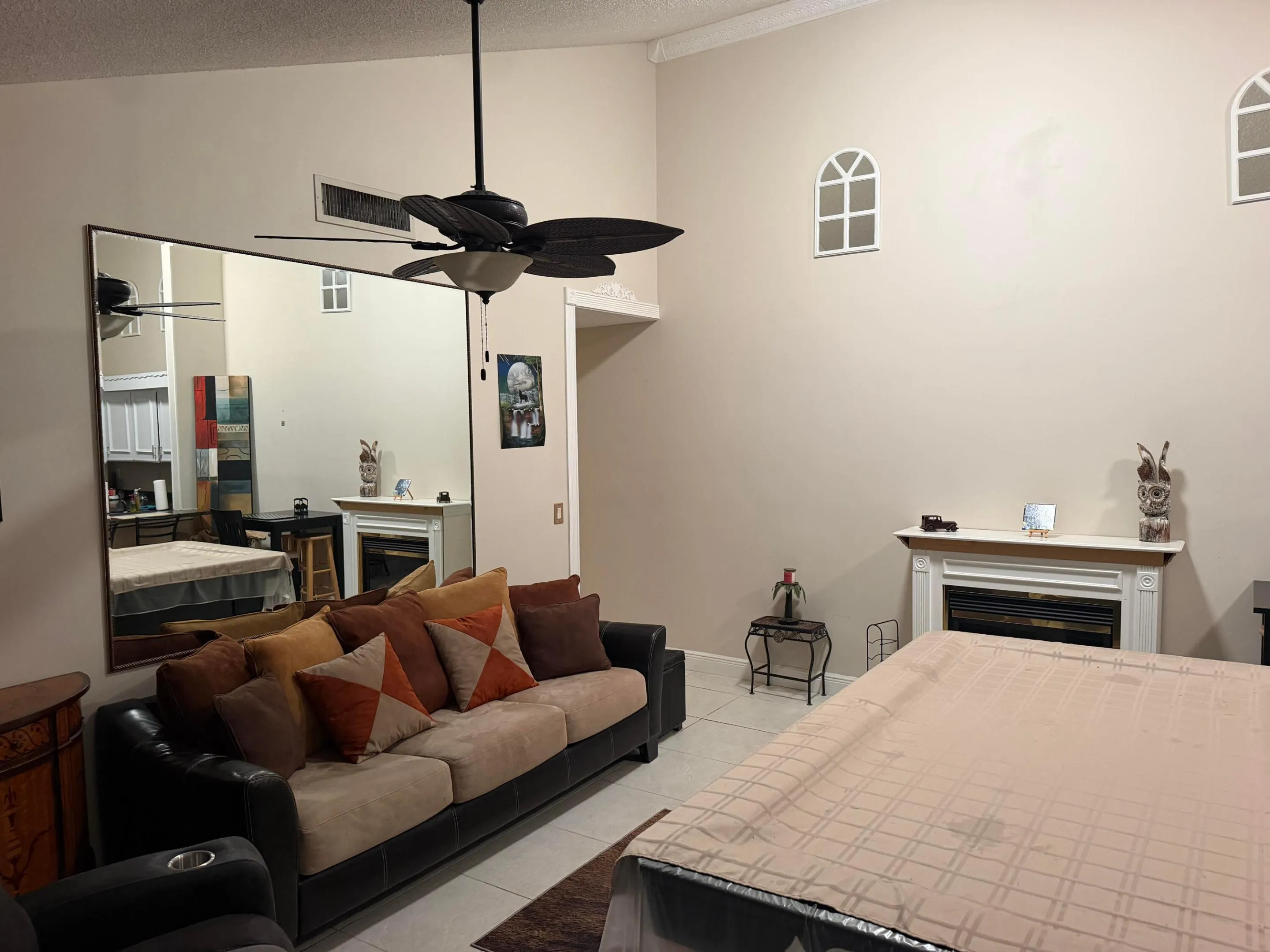 1104 SUMMIT TRAIL Circle #A