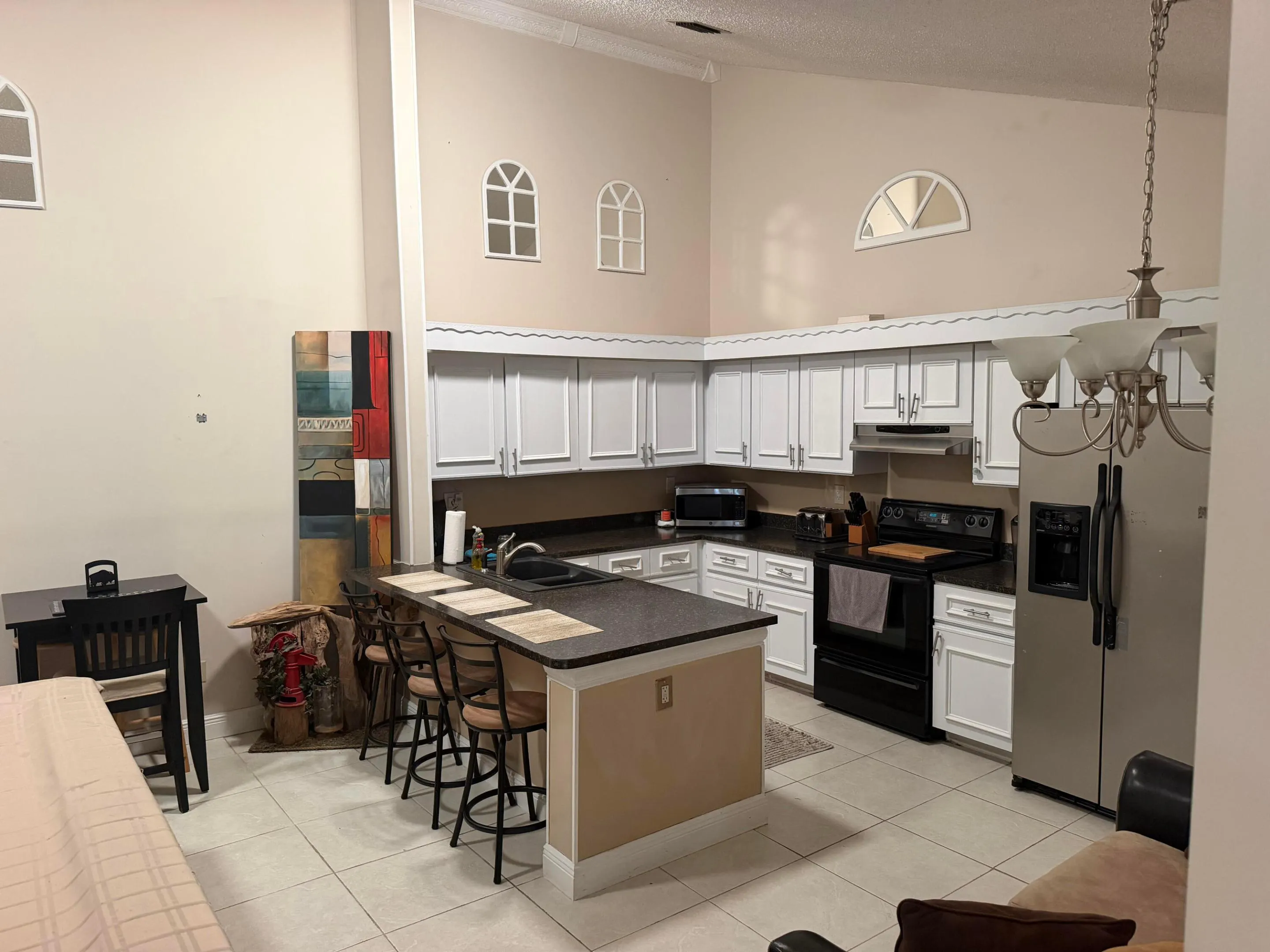 1104 SUMMIT TRAIL Circle #A