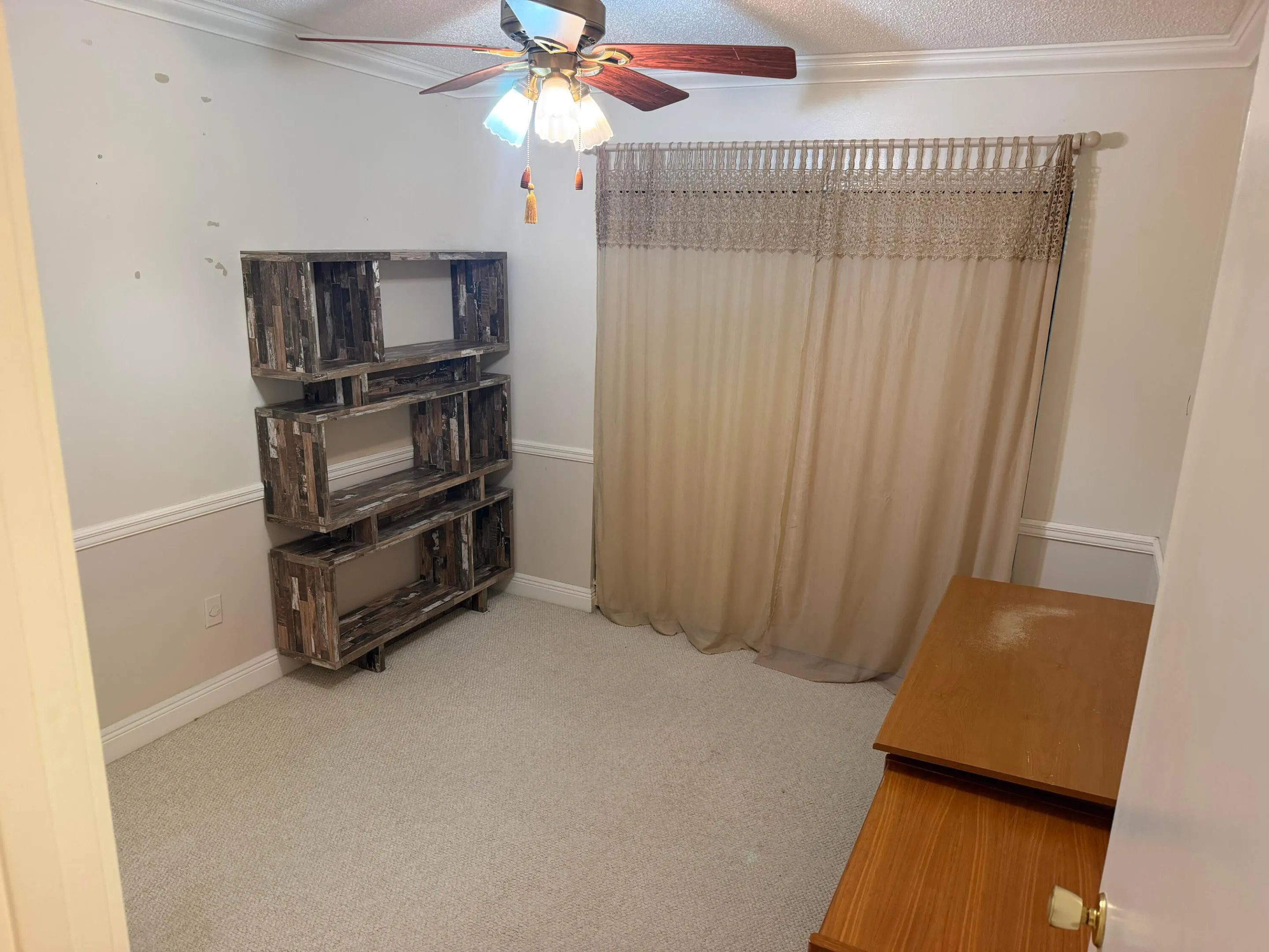 1104 SUMMIT TRAIL Circle #A