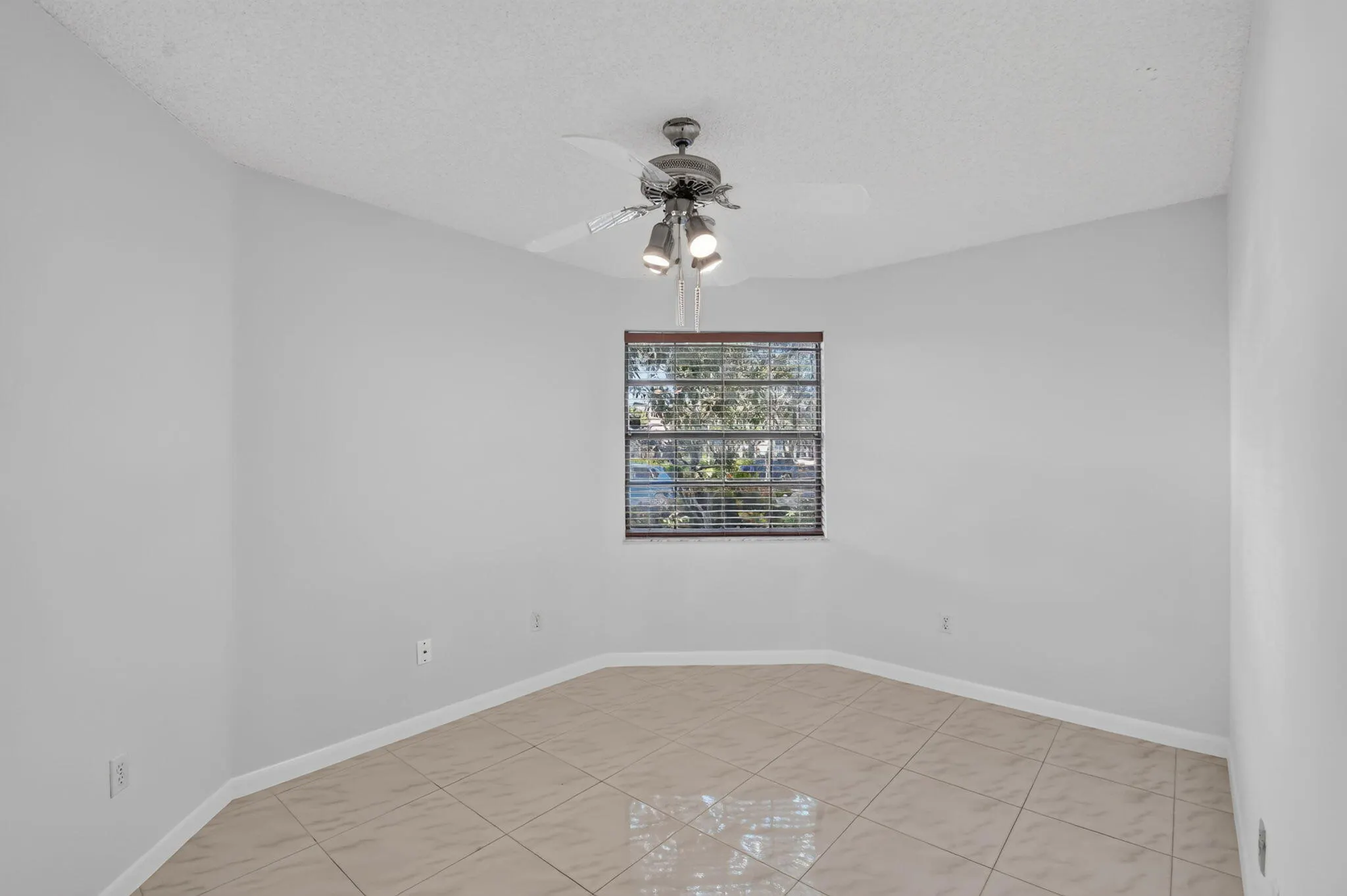 5290 Europa Drive #E