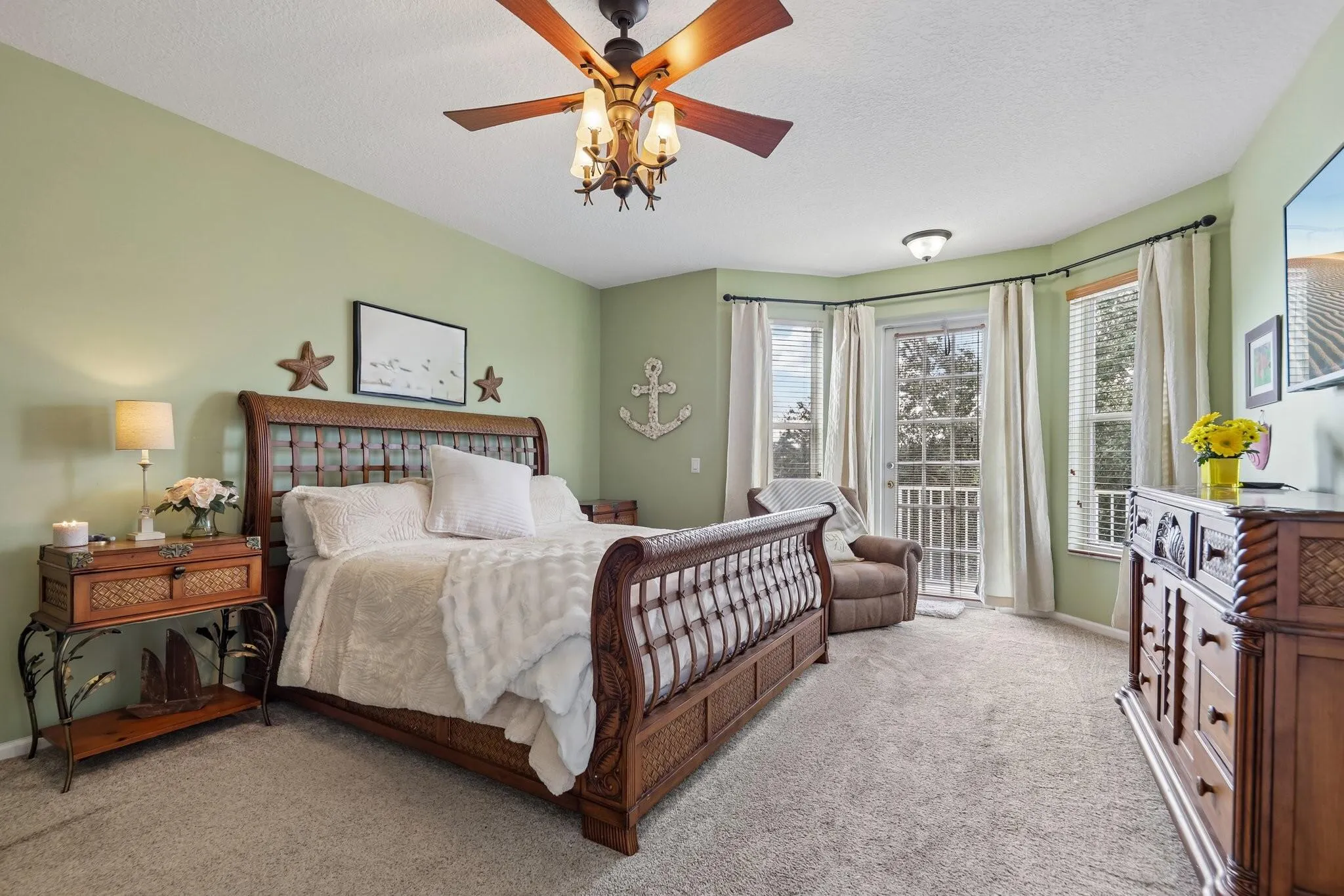 2739 Misty Oaks Circle