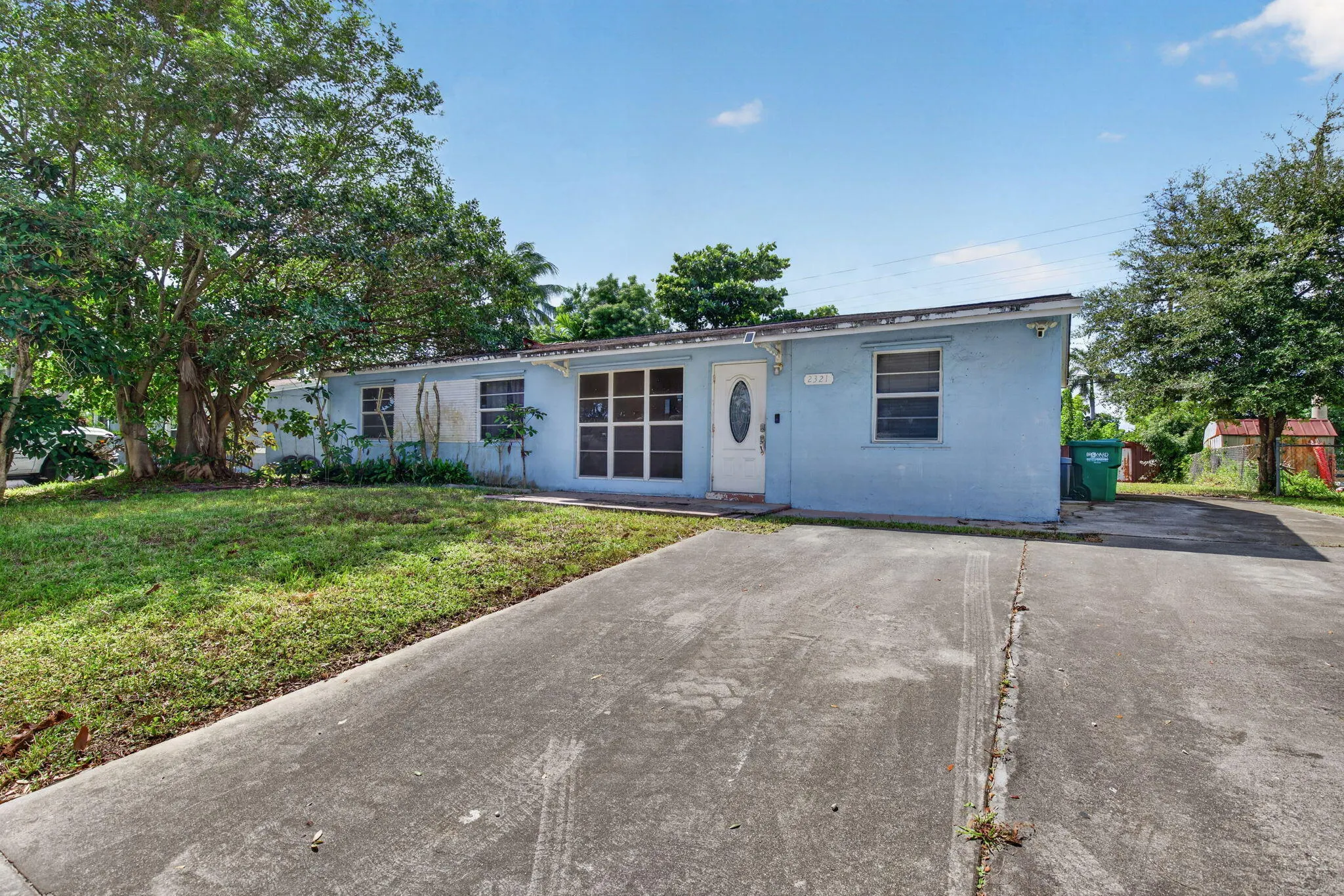 2321 SW 50TH Avenue