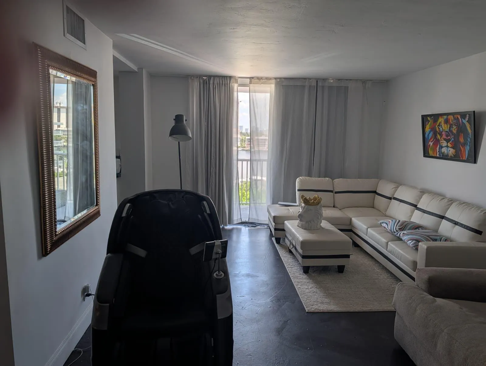 137 GOLDEN ISLES Drive #609