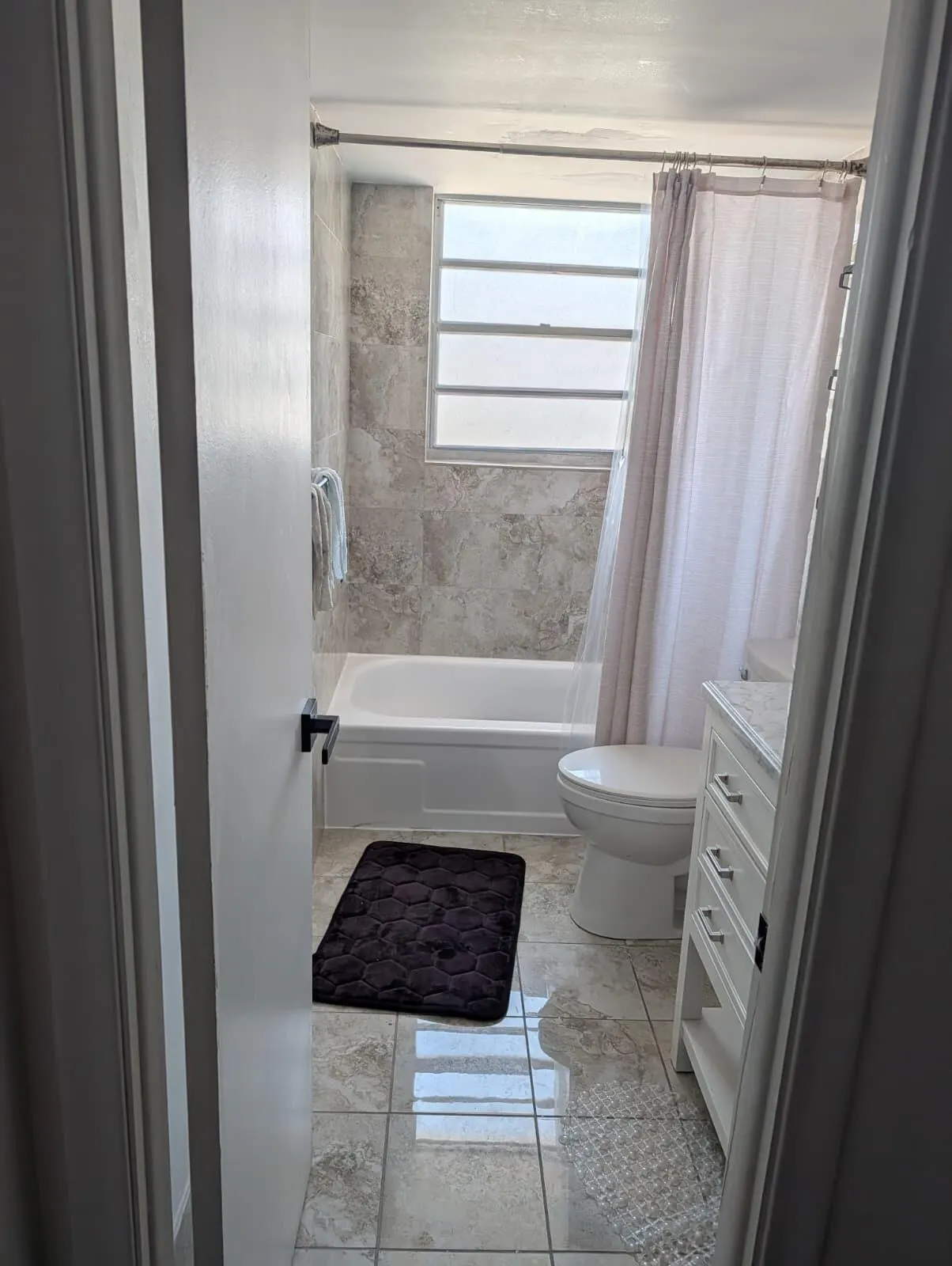 137 GOLDEN ISLES Drive #609