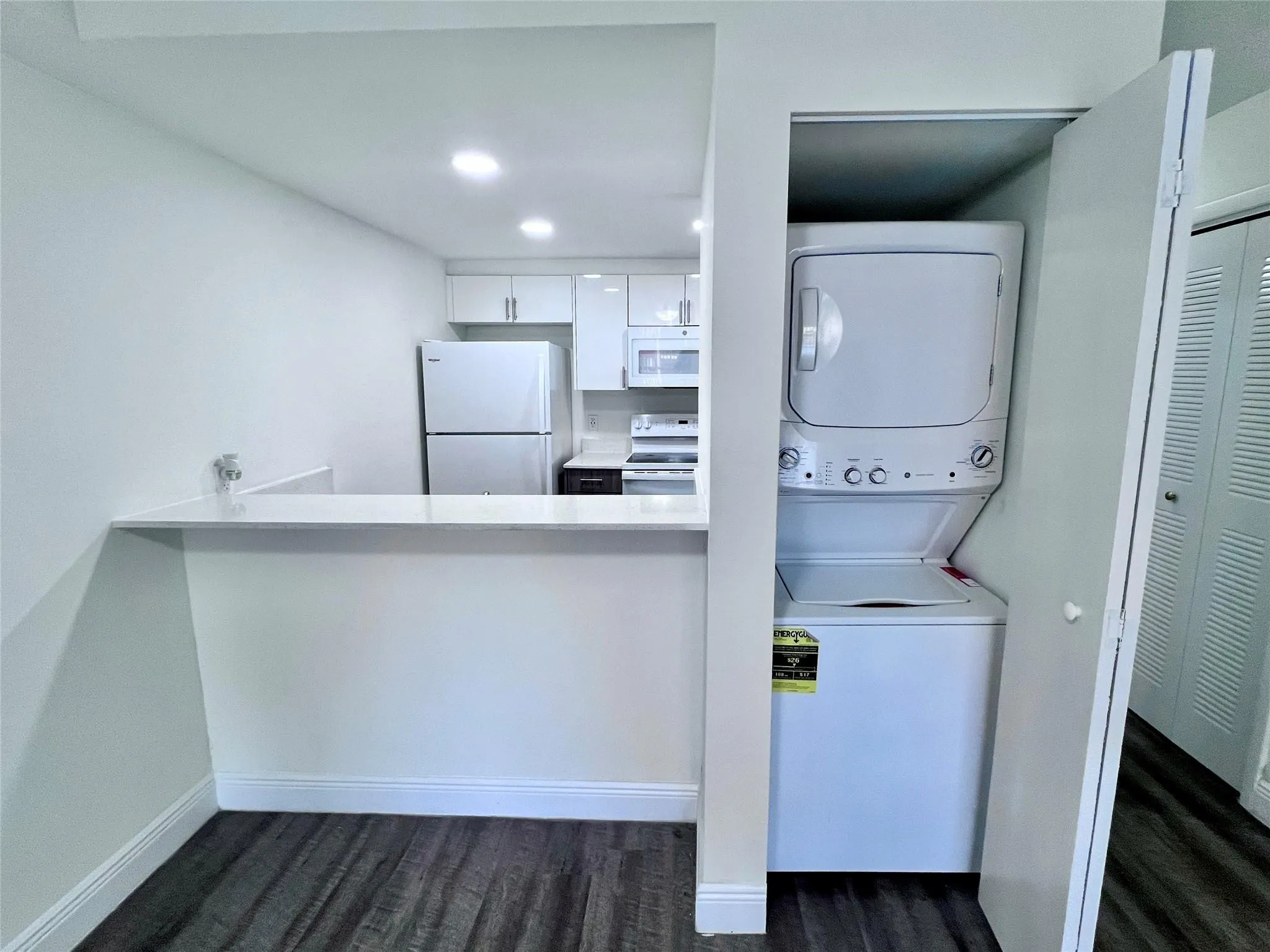 1196 NW 40th Avenue #94-203