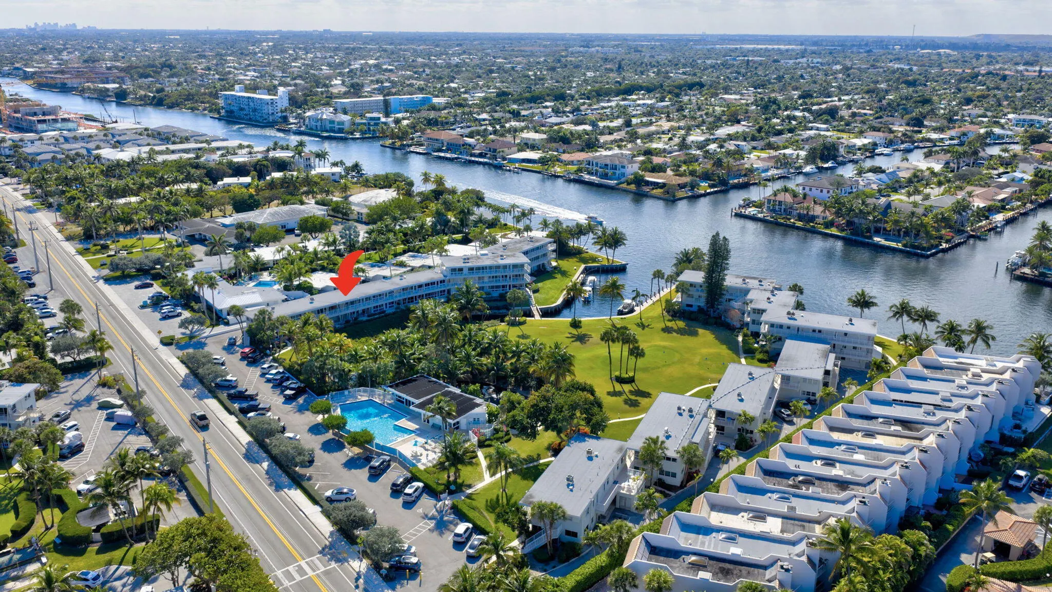 1221 HILLSBORO MILE #23A