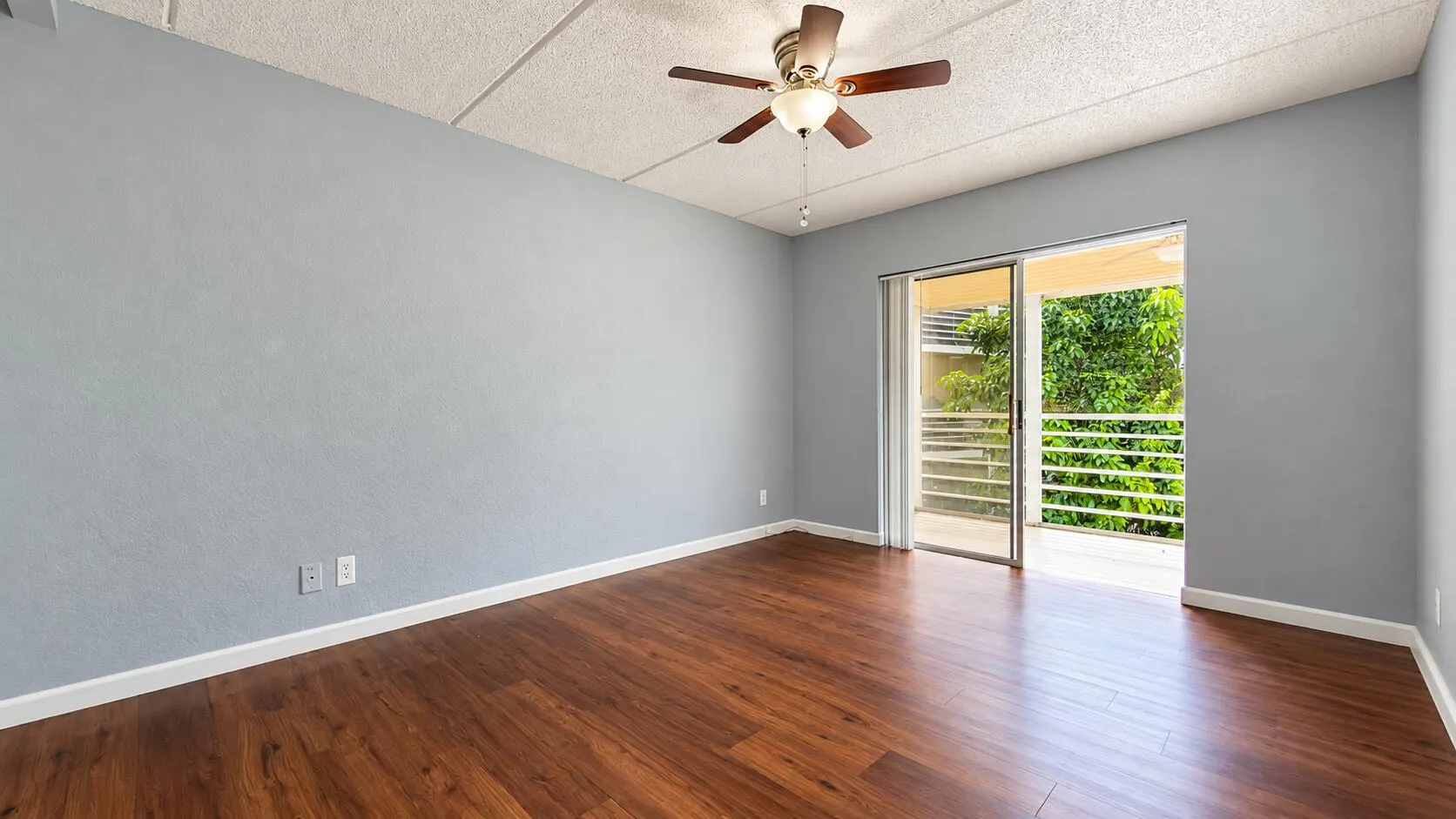 2000 SPRINGDALE Boulevard #201