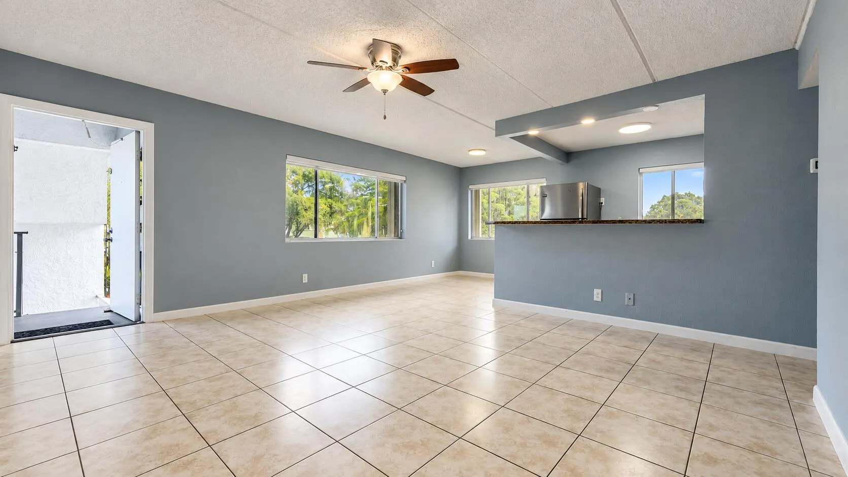 2000 SPRINGDALE Boulevard #201