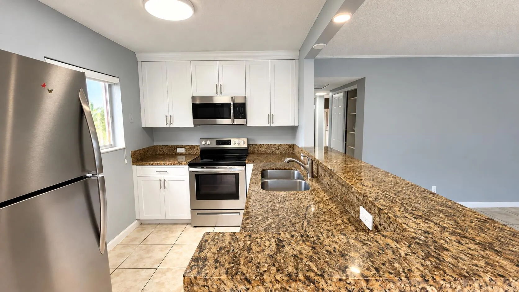 2000 SPRINGDALE Boulevard #201