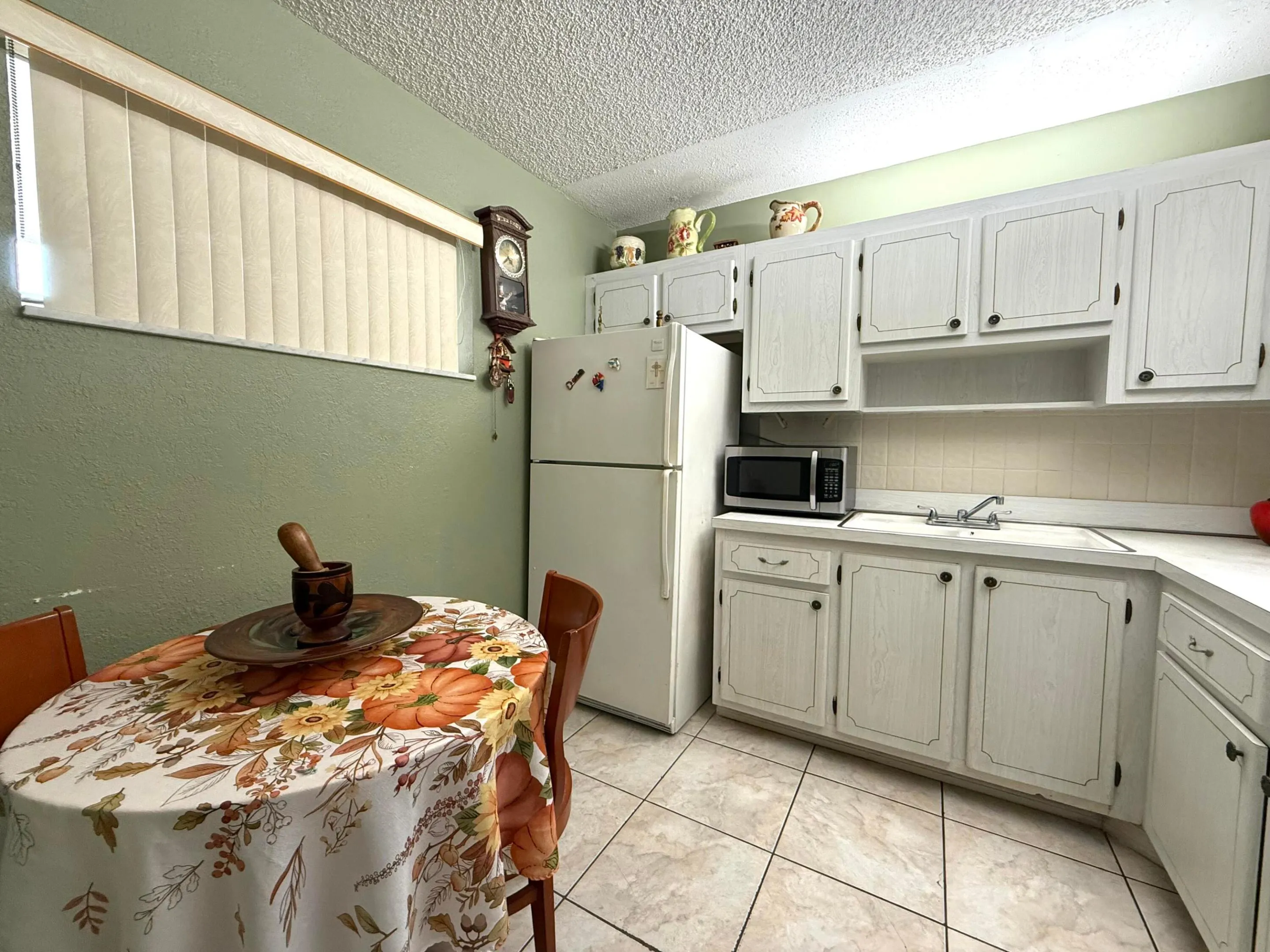 2855 GARDEN Drive S #306