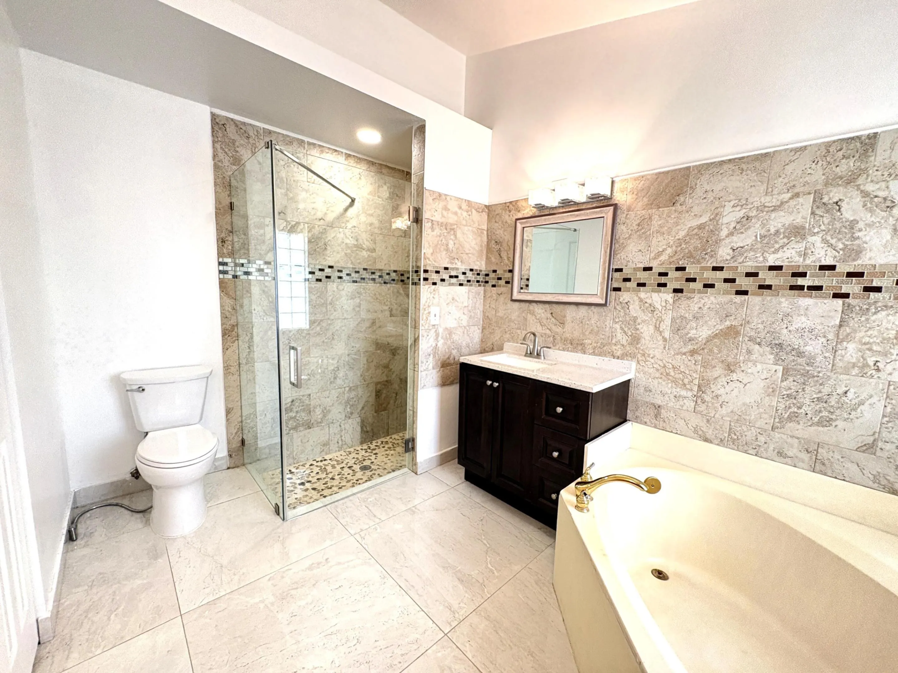 1842 OAK BERRY Circle