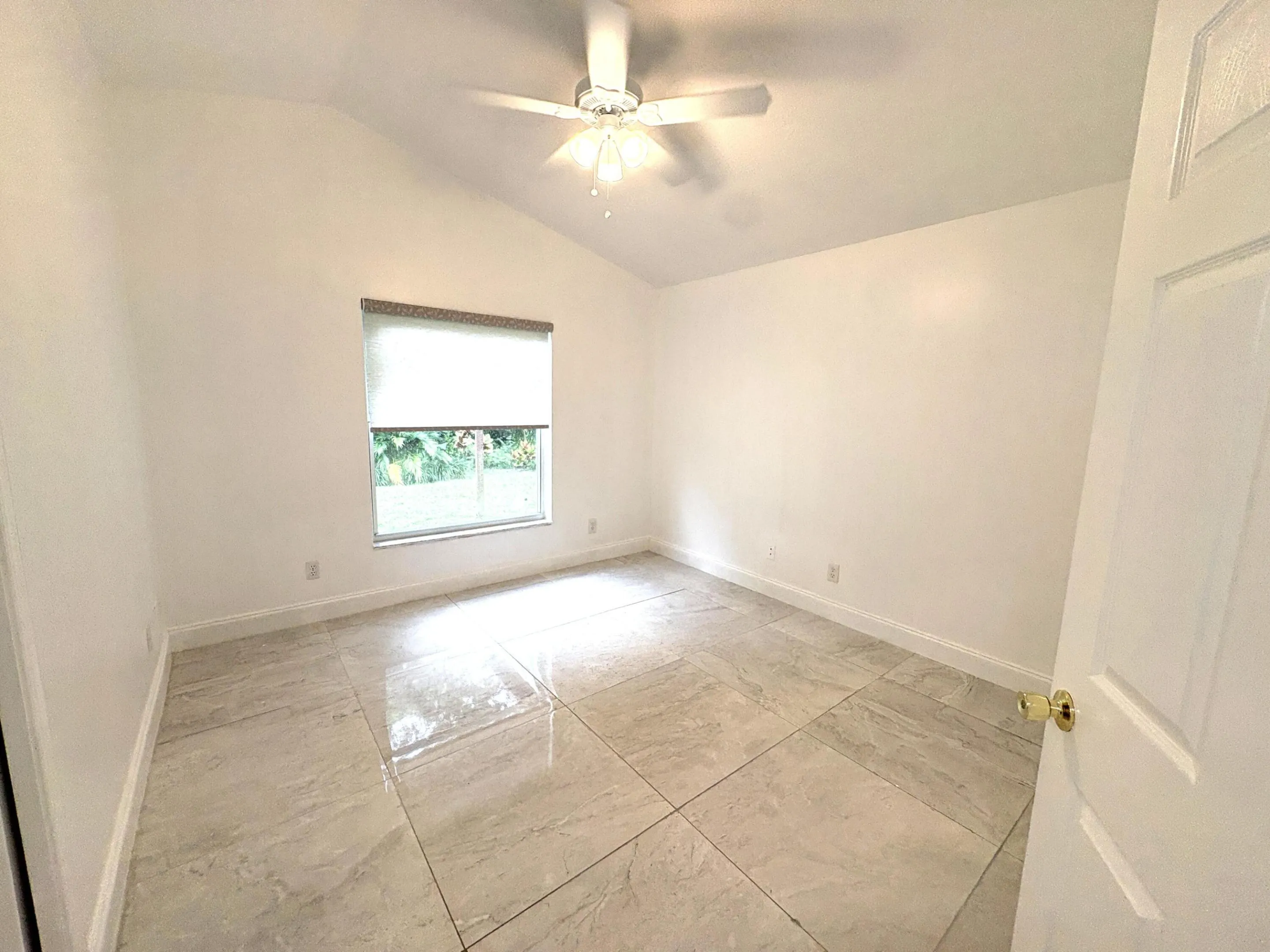 1842 OAK BERRY Circle